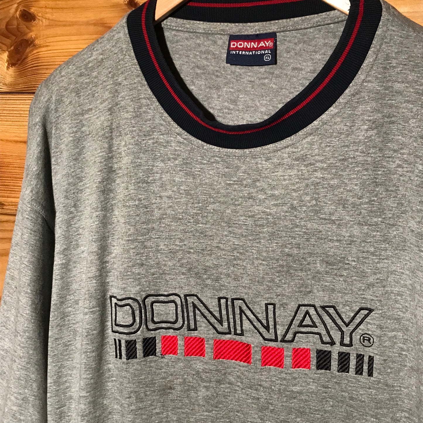 Donnay Centre Spellout t shirt