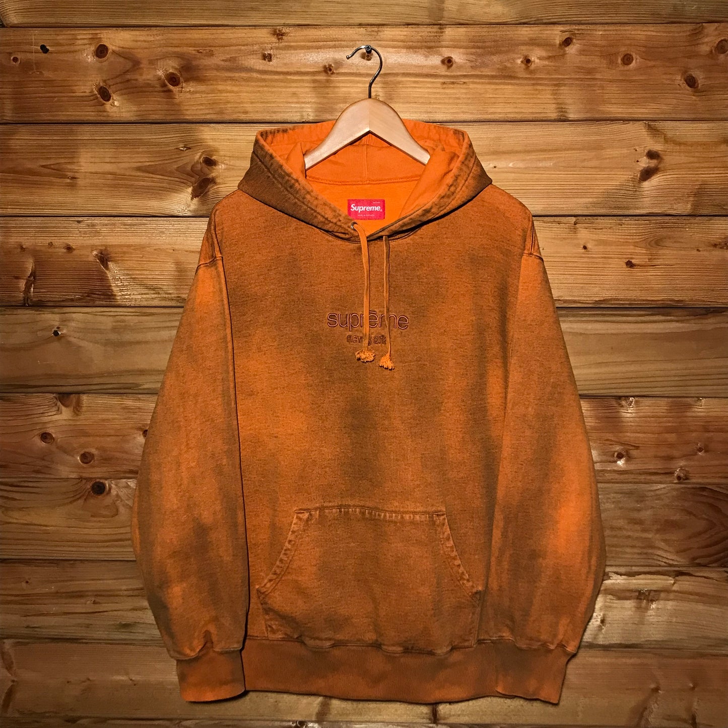 2020 Supreme Spray Effect Classic Spellout hoodie