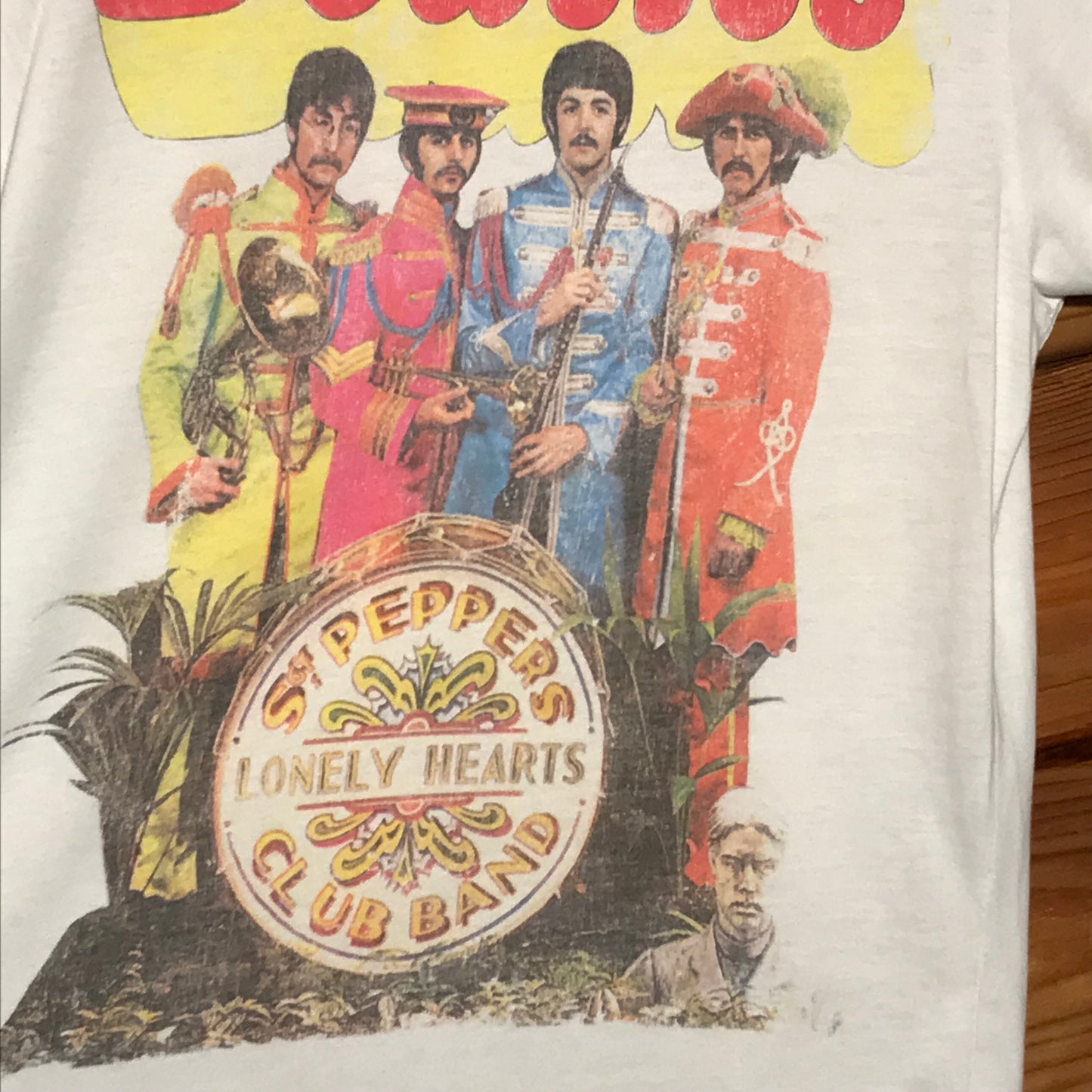 2012 The Beatles Sgt. Pepper's Lonely Hearts Club Band t shirt