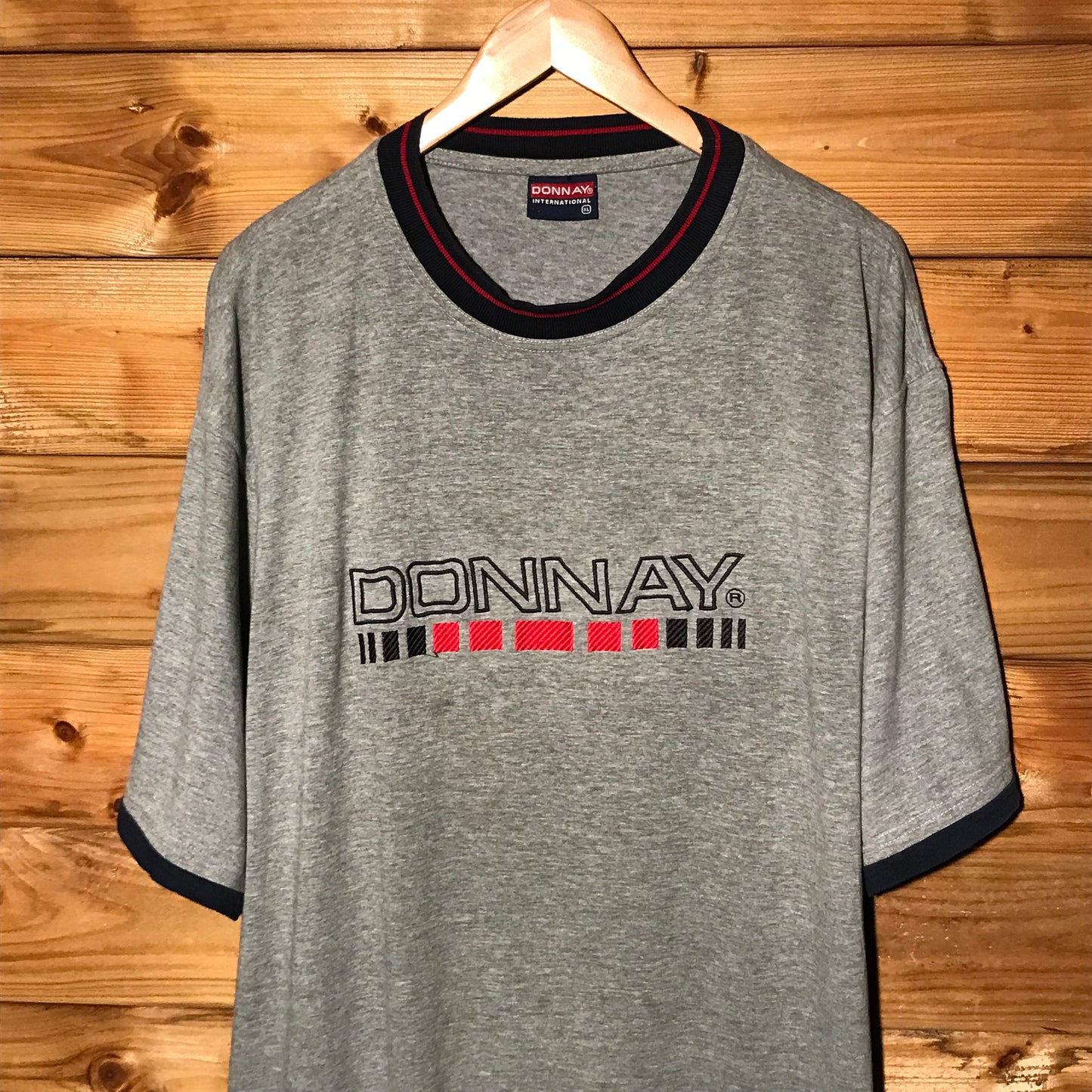 Donnay Centre Spellout t shirt