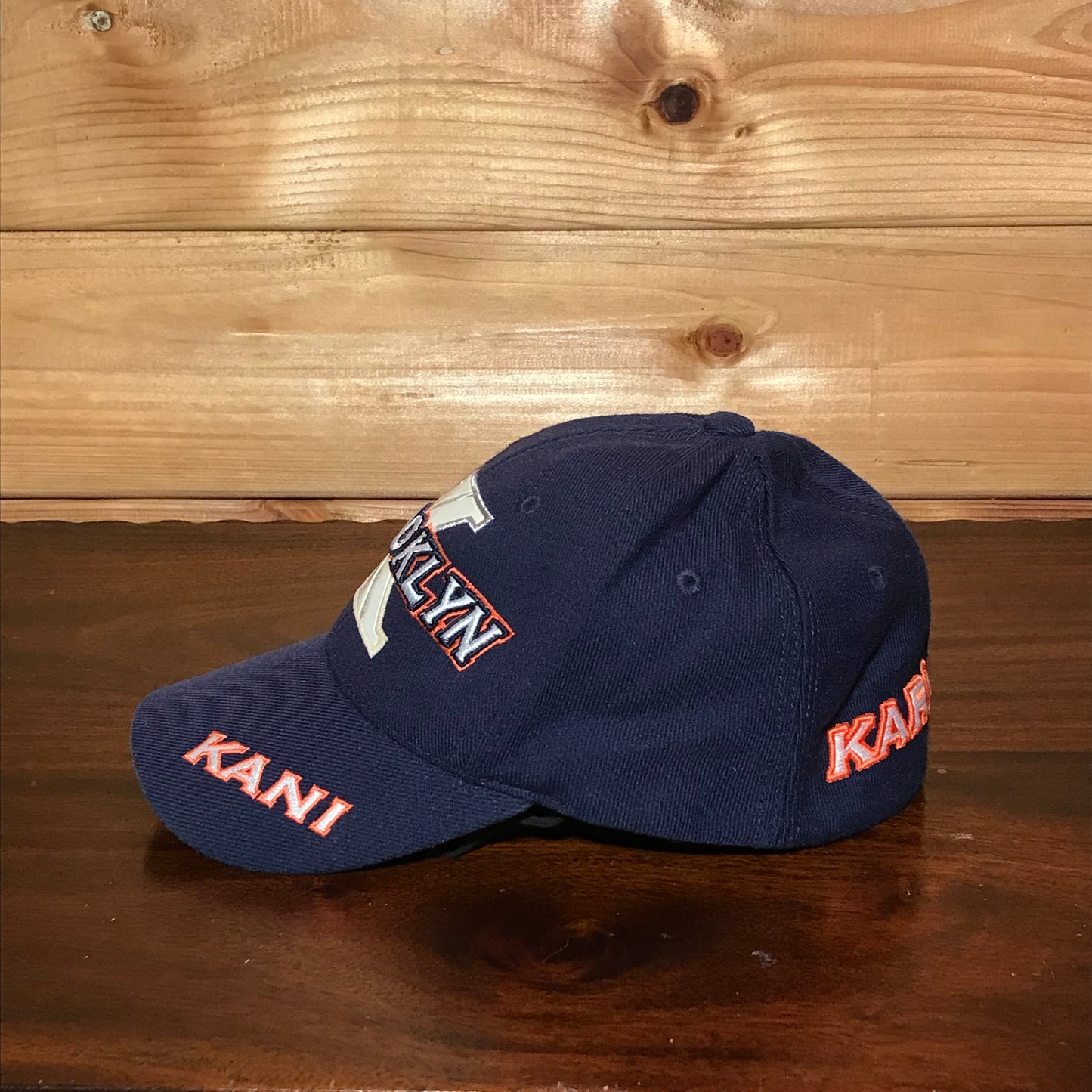 Karl Kani Brooklyn Centre Spellout cap