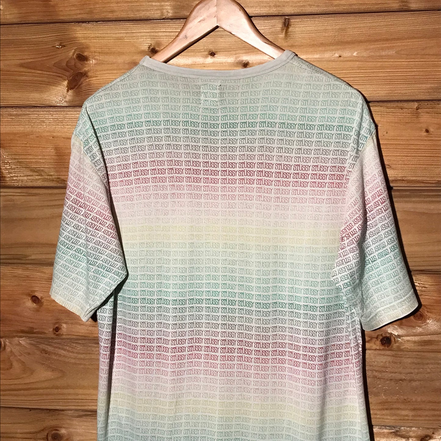 Stüssy Rainbow Gradient Spellouts AOP t shirt