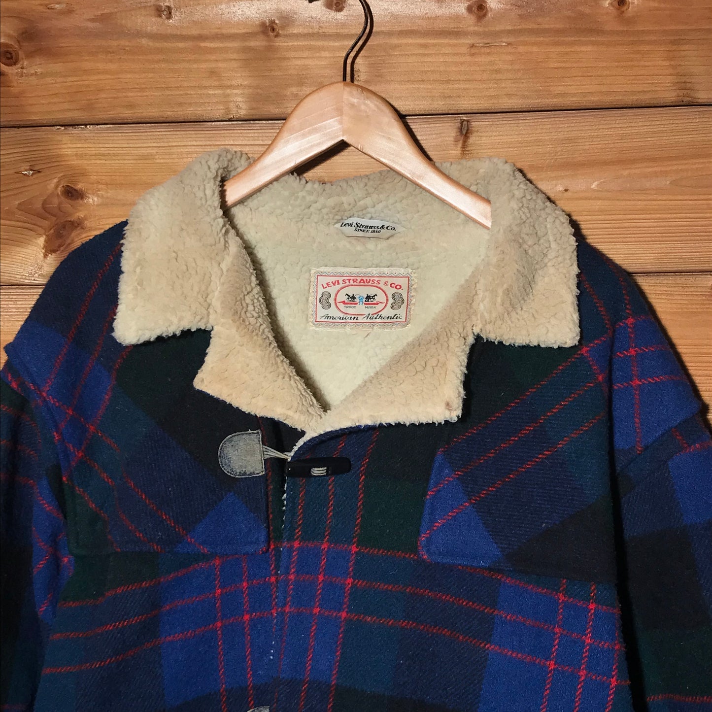 Levis Tartan Plaid Duffle jacket