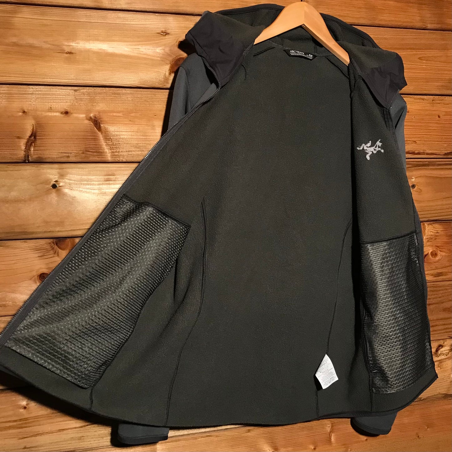 2021 Arc'teryx Kyanite AR zip up hoodie