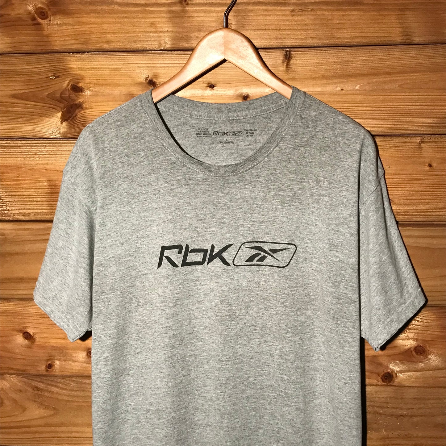 Reebok RBK Spellout t shirt