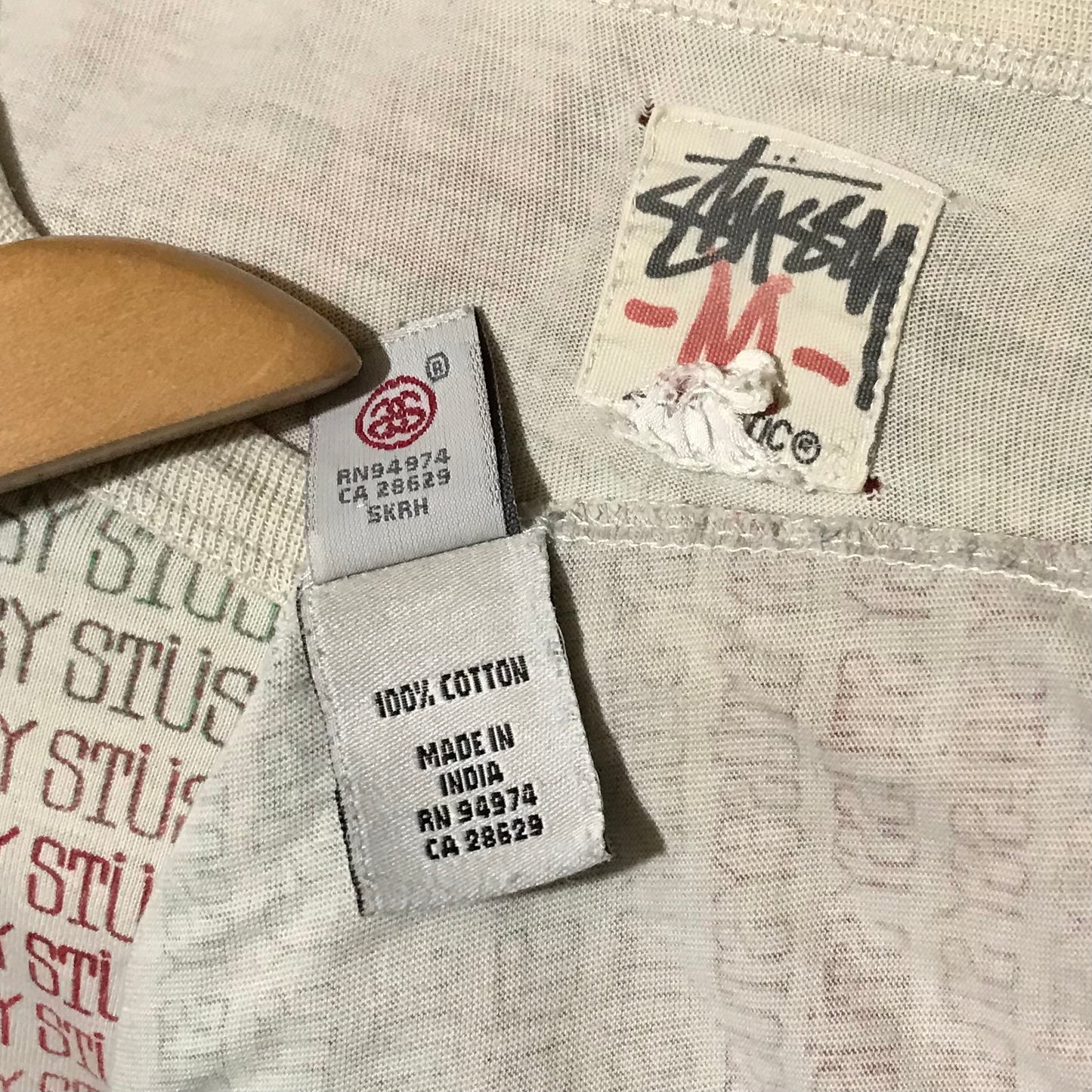 Stüssy Rainbow Gradient Spellouts AOP t shirt