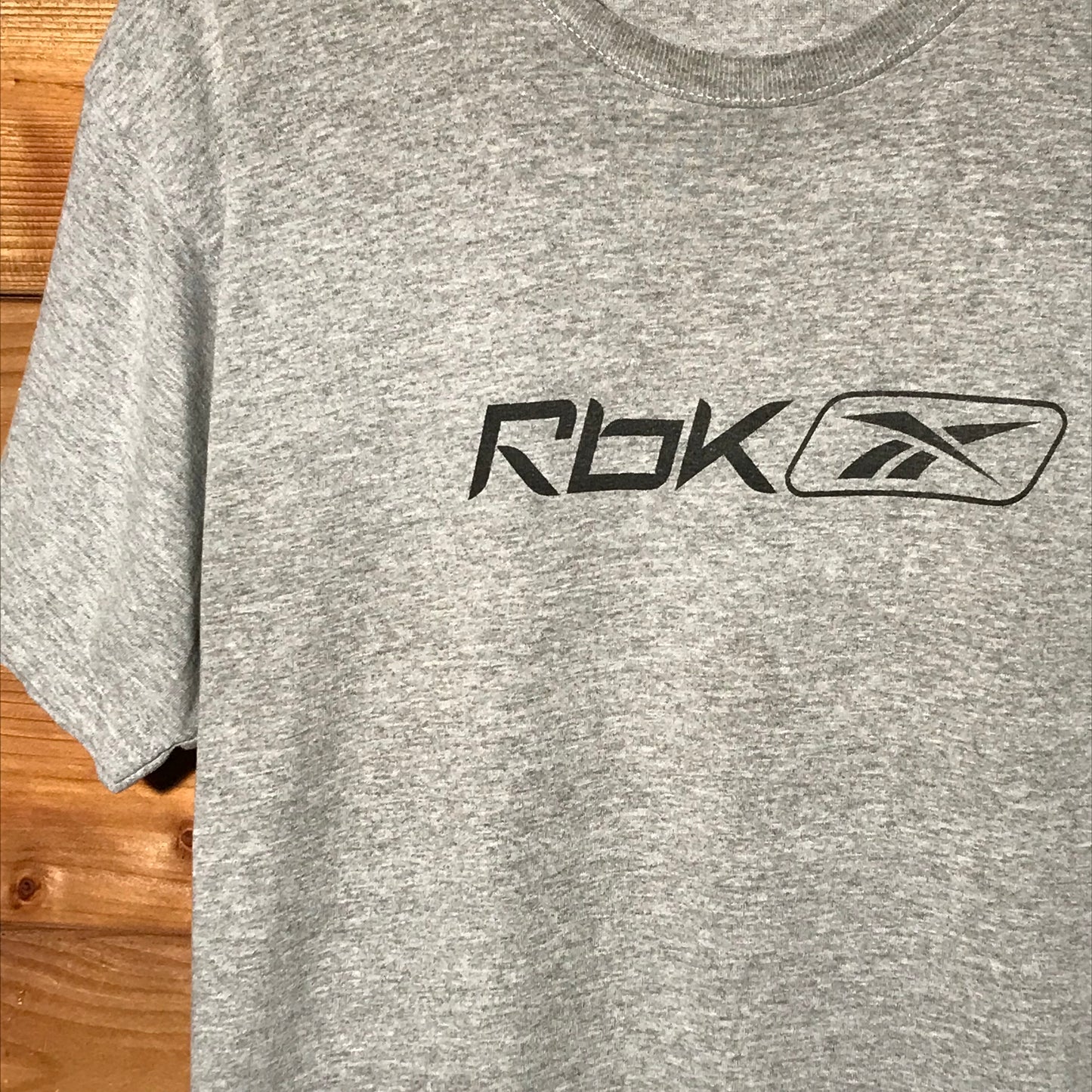 Reebok RBK Spellout t shirt