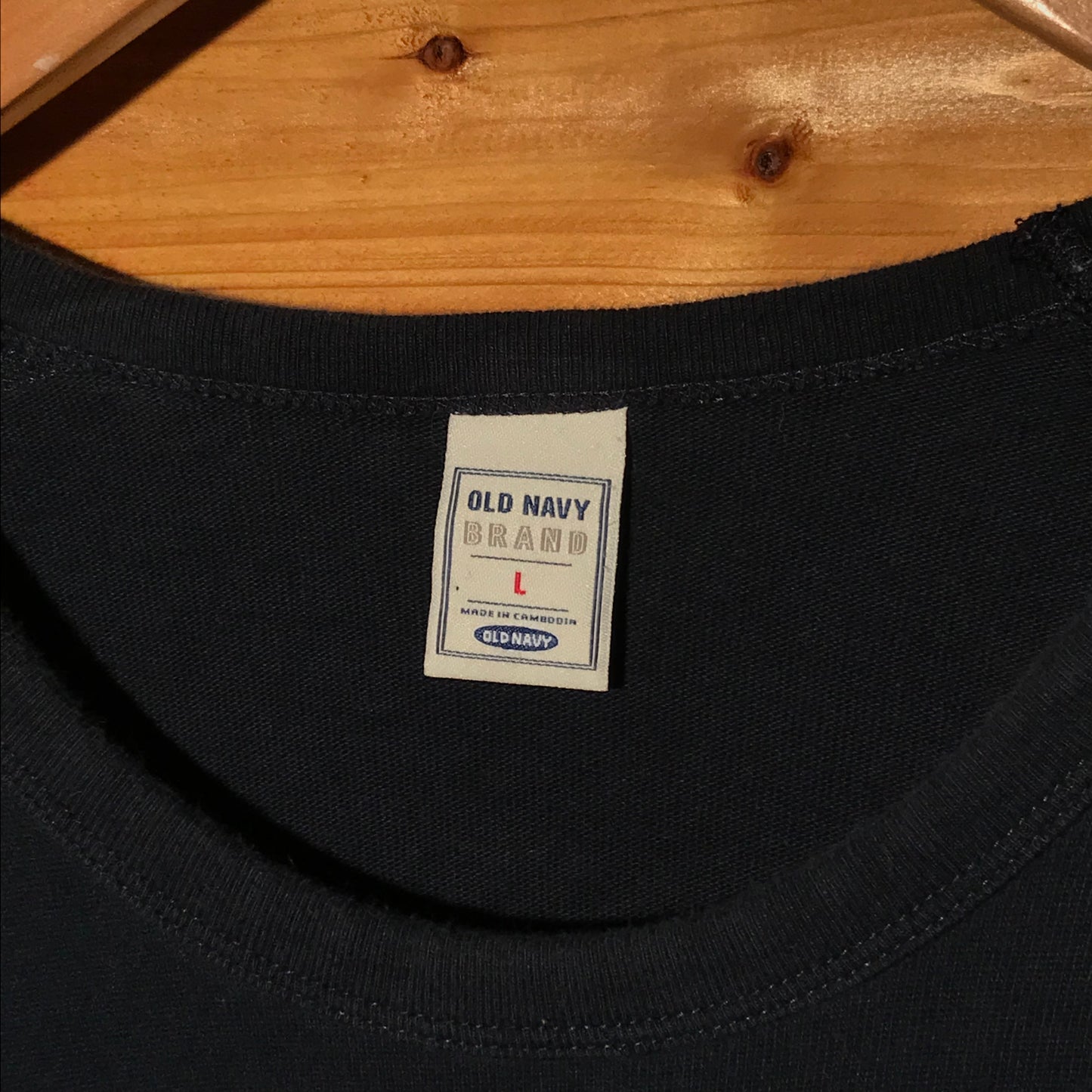 Old Navy Arc Spellout sweatshirt