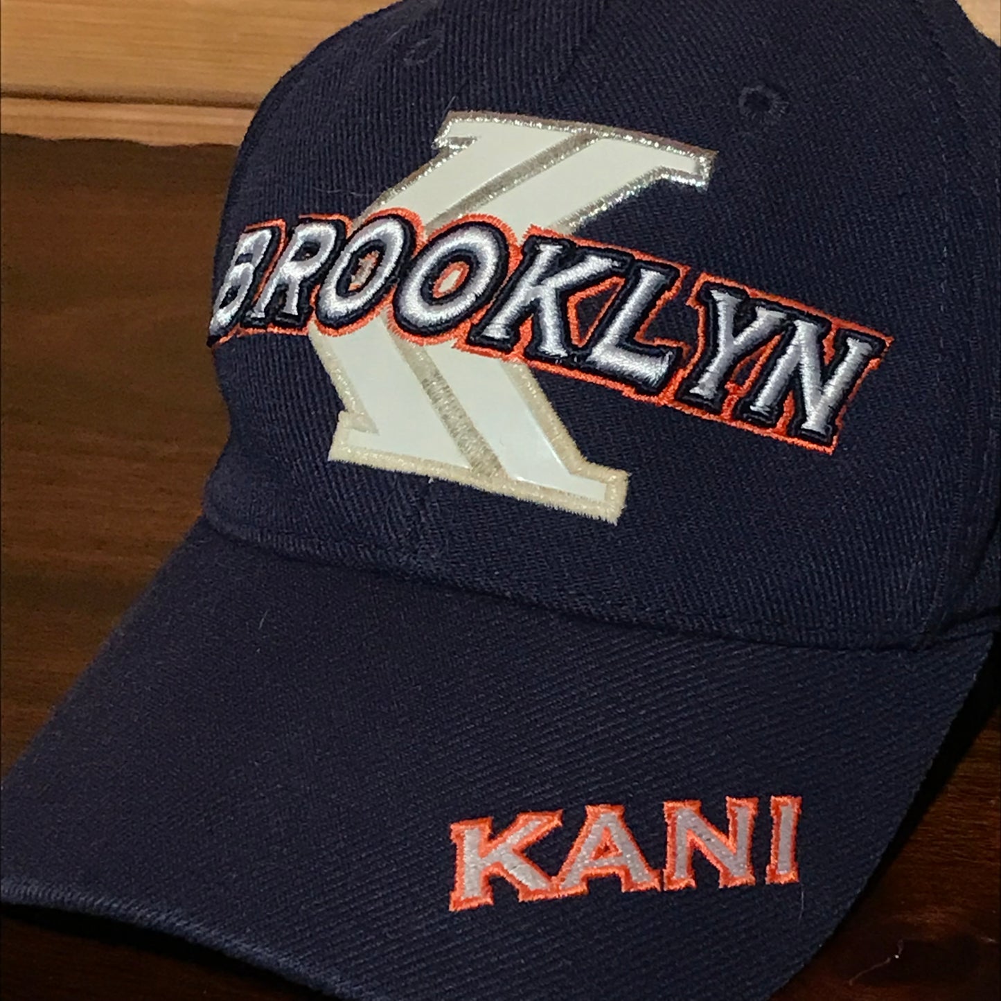 Karl Kani Brooklyn Centre Spellout cap