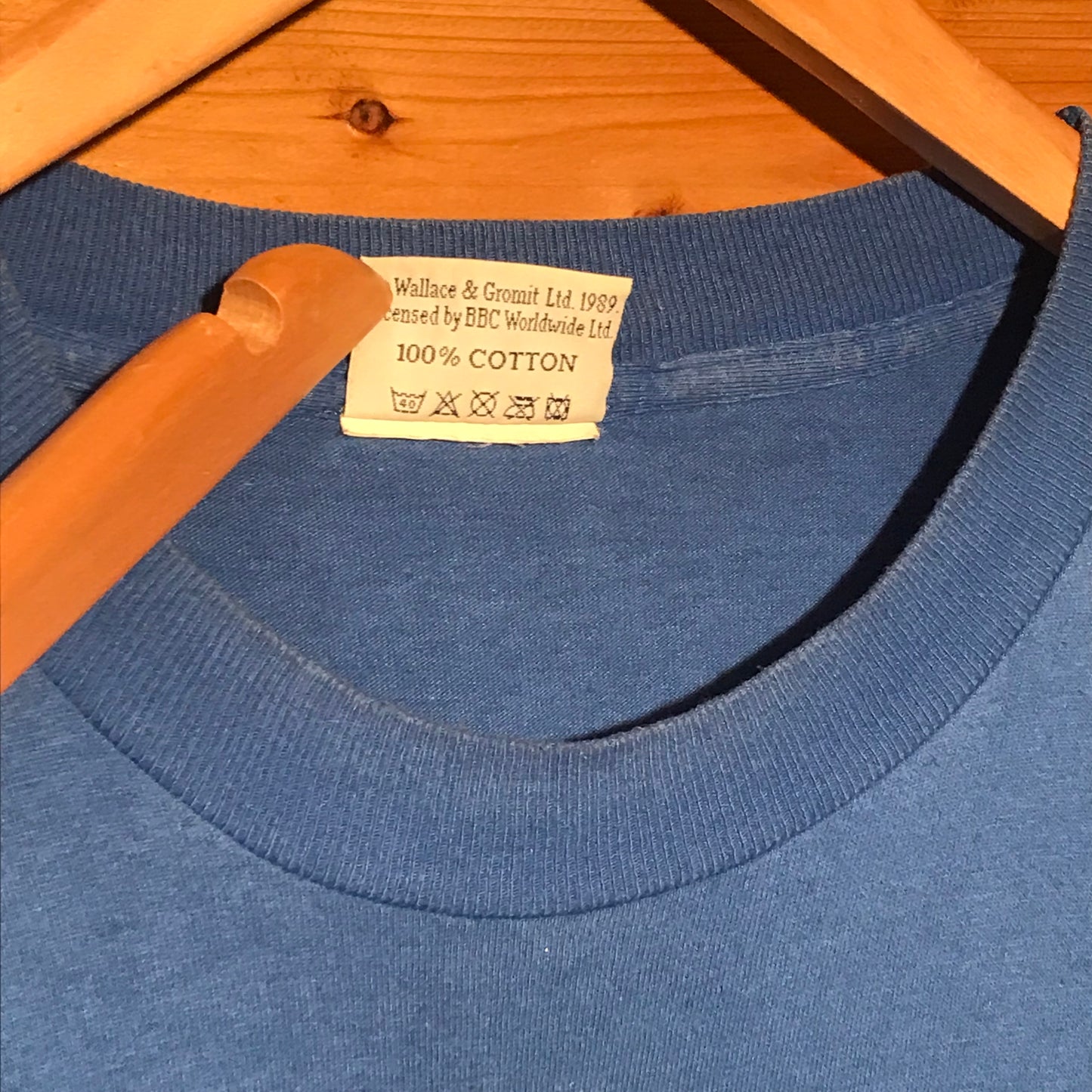 1989 Wallace & Gromit Bike t shirt