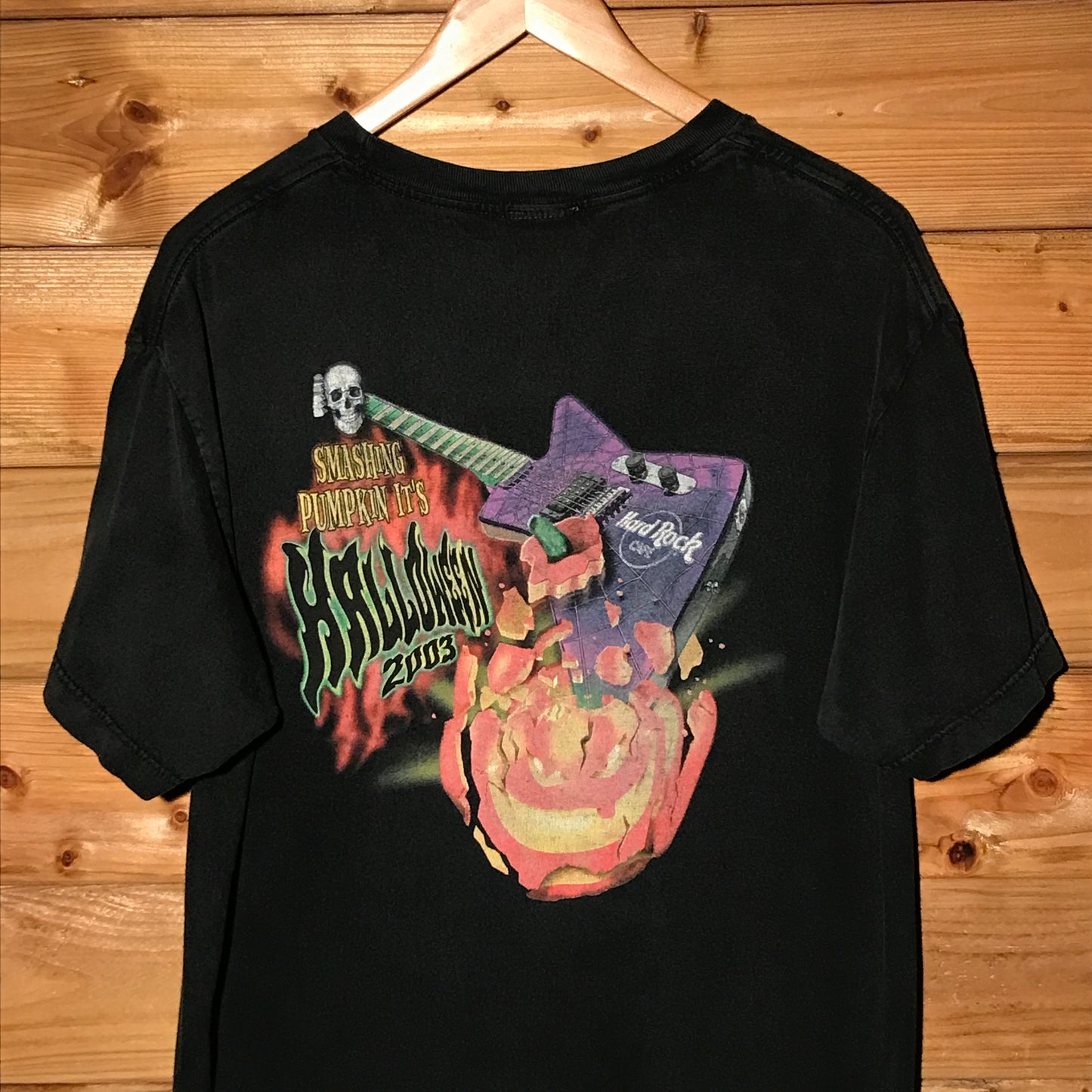 2003 Hard Rock Cafe Smashing Pumpkin it's Halloween t shirt
