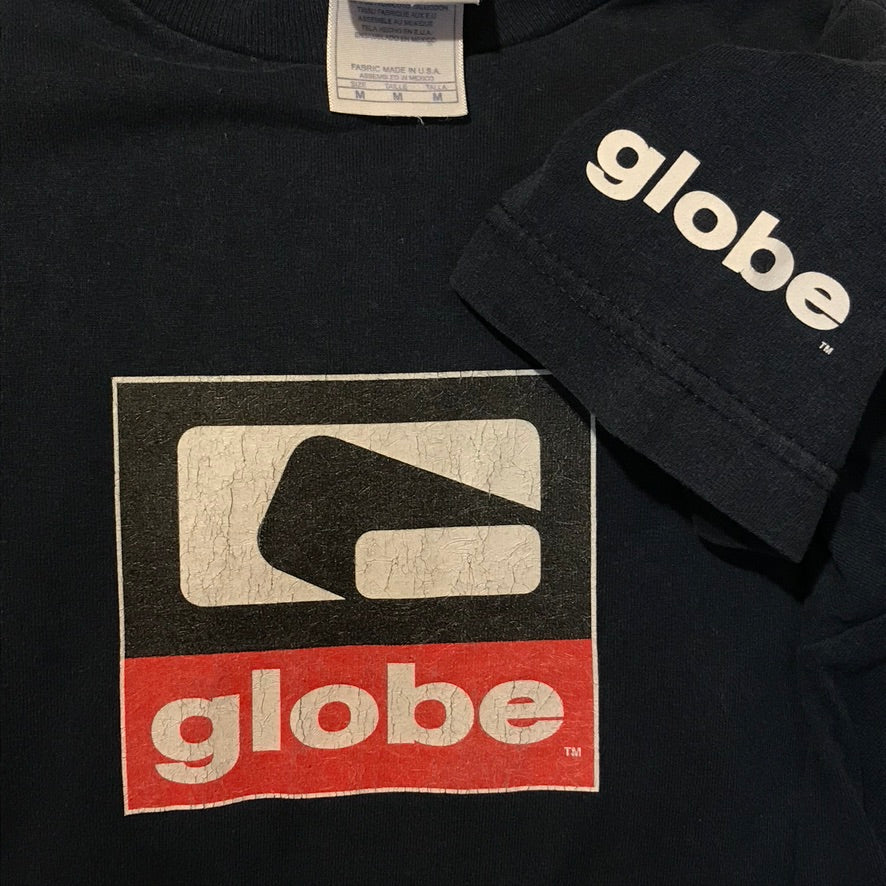 Globe Industries Centre Box Logo Spellout t shirt