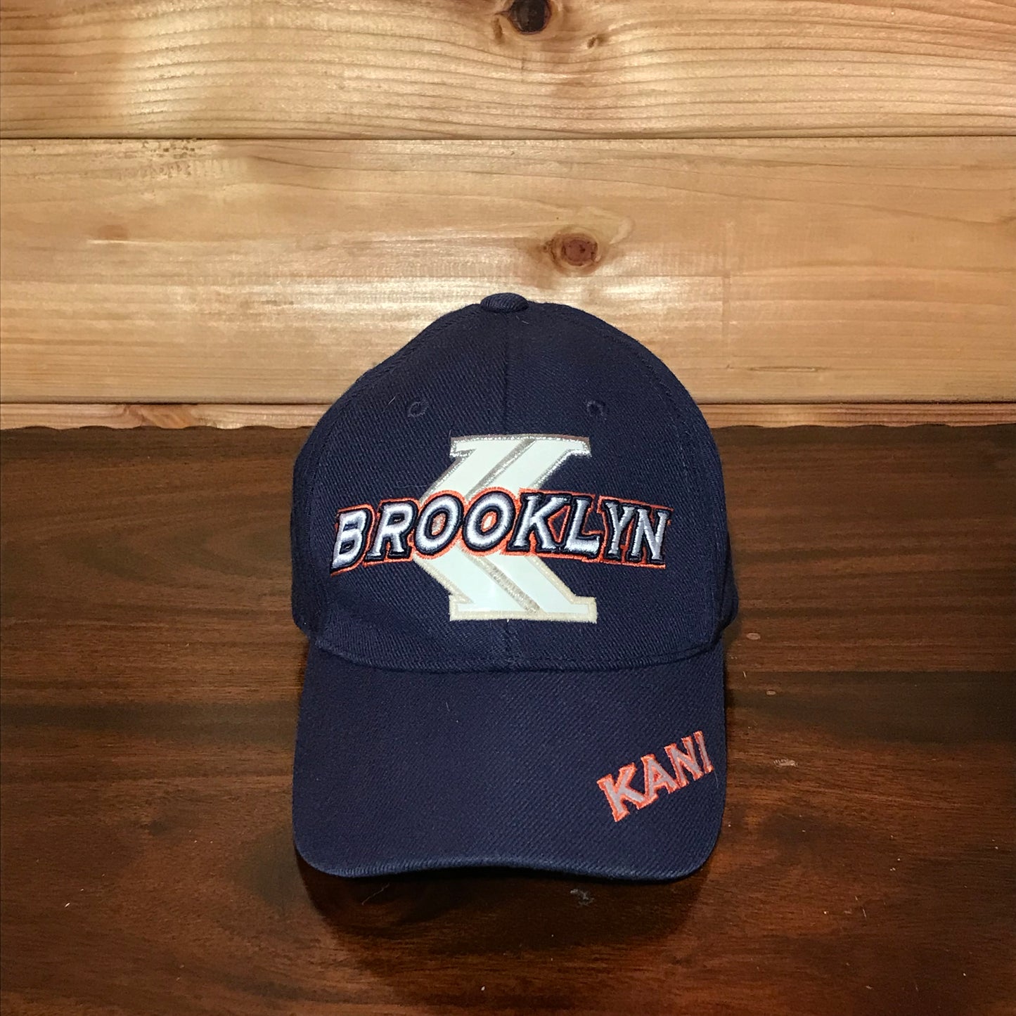 Karl Kani Brooklyn Centre Spellout cap