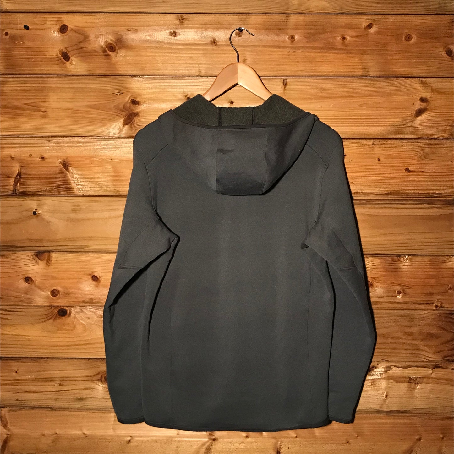 2021 Arc'teryx Kyanite AR zip up hoodie