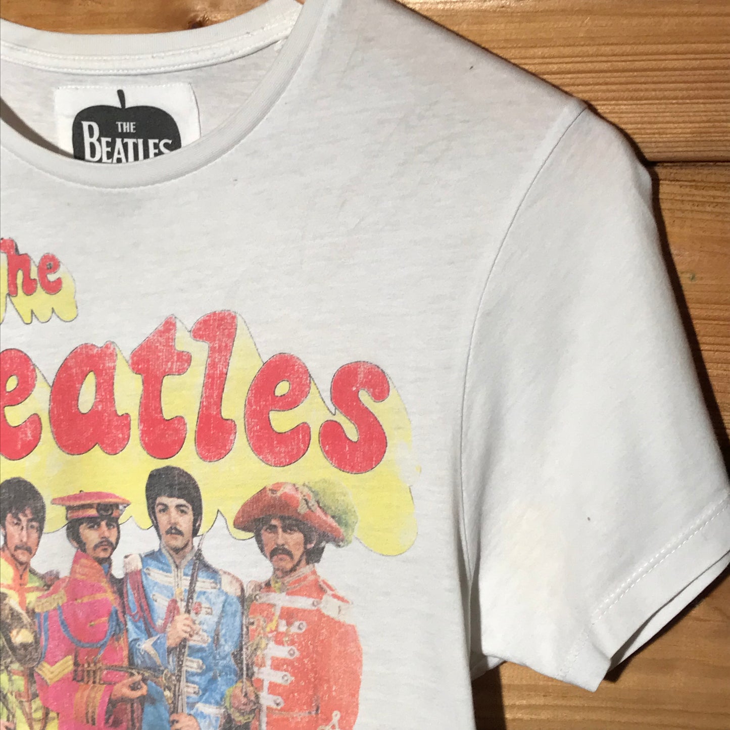 2012 The Beatles Sgt. Pepper's Lonely Hearts Club Band t shirt