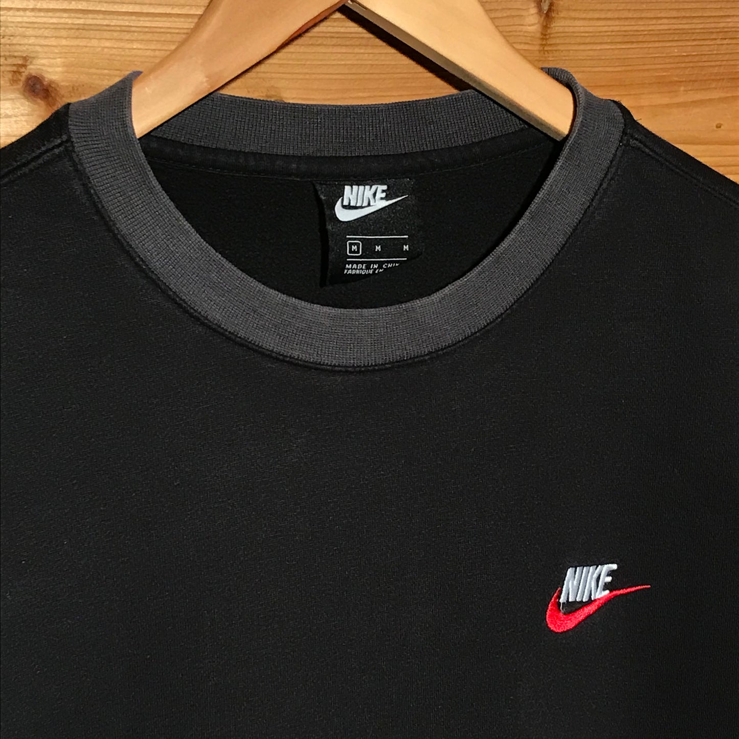 Nike Swoosh essentials sweatshirt