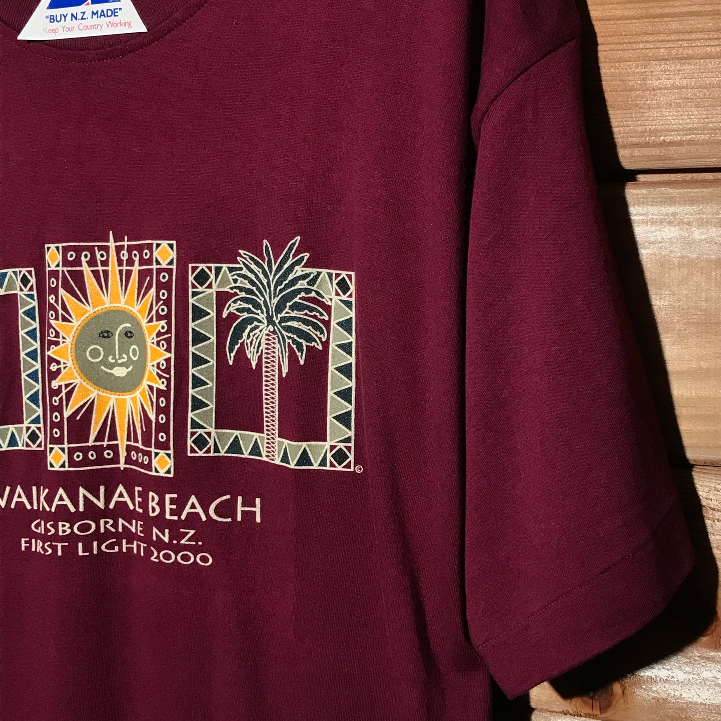 2000 Seabreeze Waikanae Beach t shirt