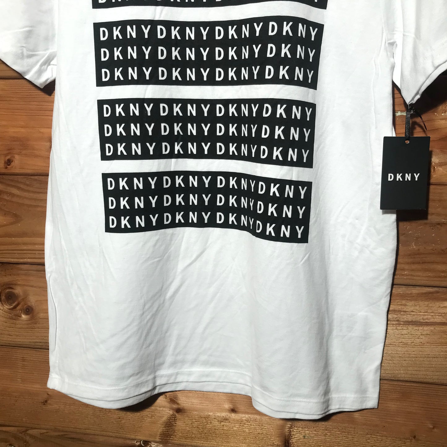 DKNY Repeat Spellout t shirt