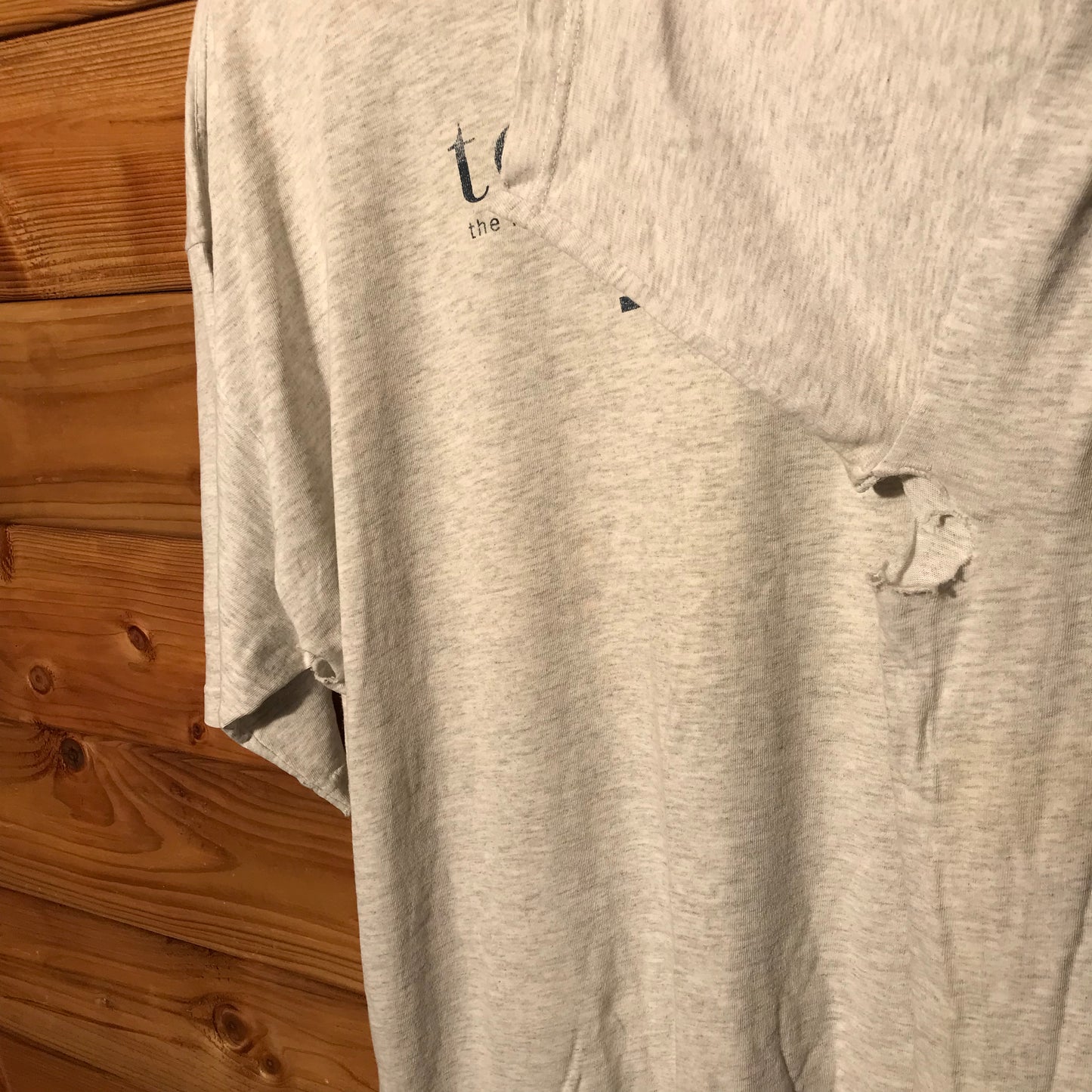 90s Tommy Hilfiger Flag Spellout t shirt