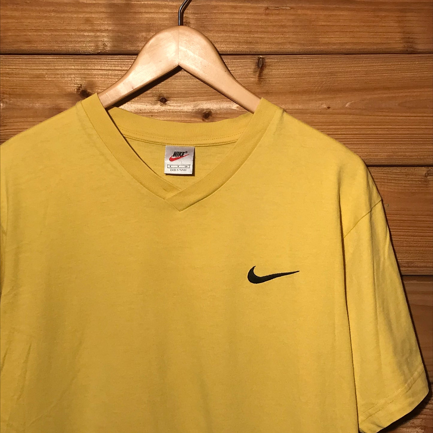 90s Nike Swoosh Essentails t shirt