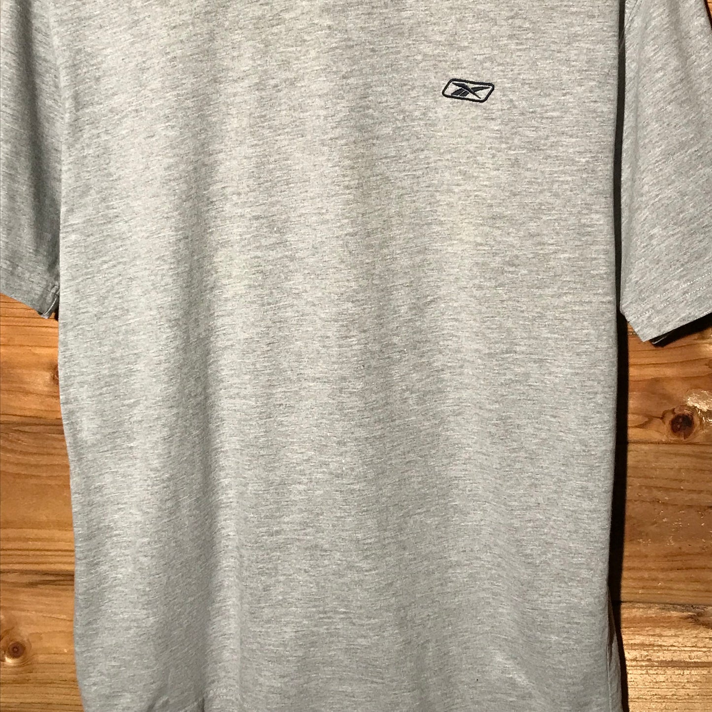 Reebok Essentials t shirt