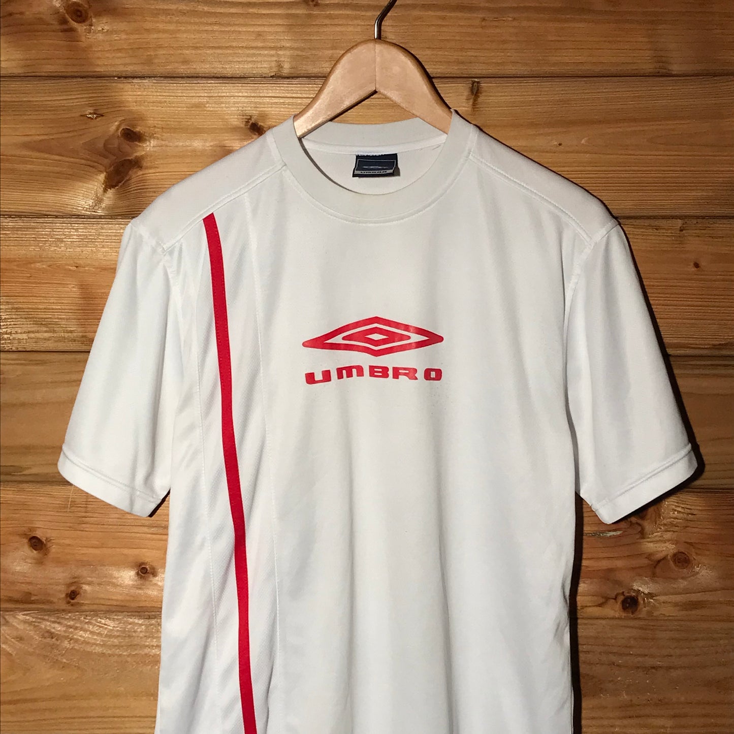 Umbro Side Striped Centre Spellout t shirt