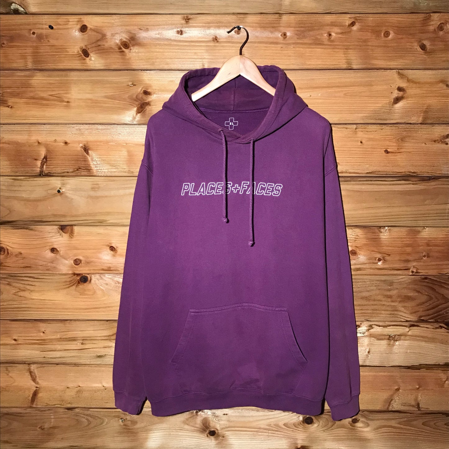 Places + Faces Centre Spellout hoodie