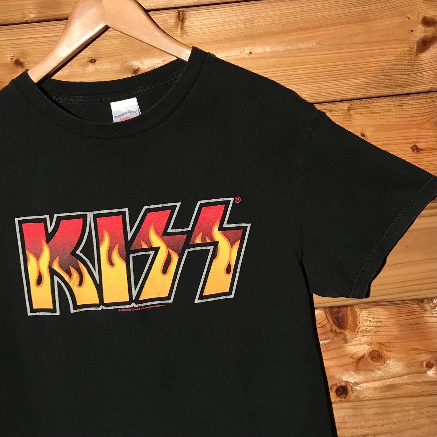 2001 Kiss Flame Centre Spellout Band t shirt