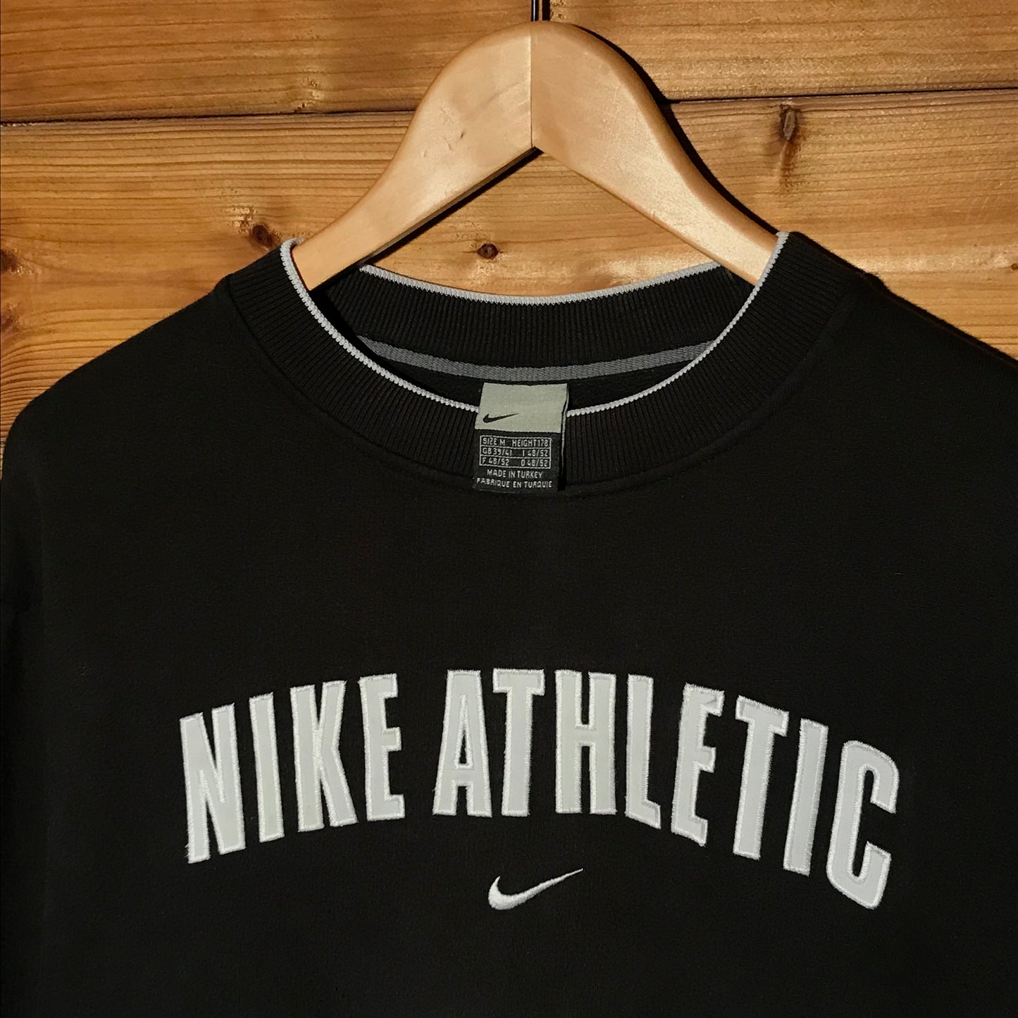 Nike Athletic Arc Spellout Centre Swoosh sweatshirt