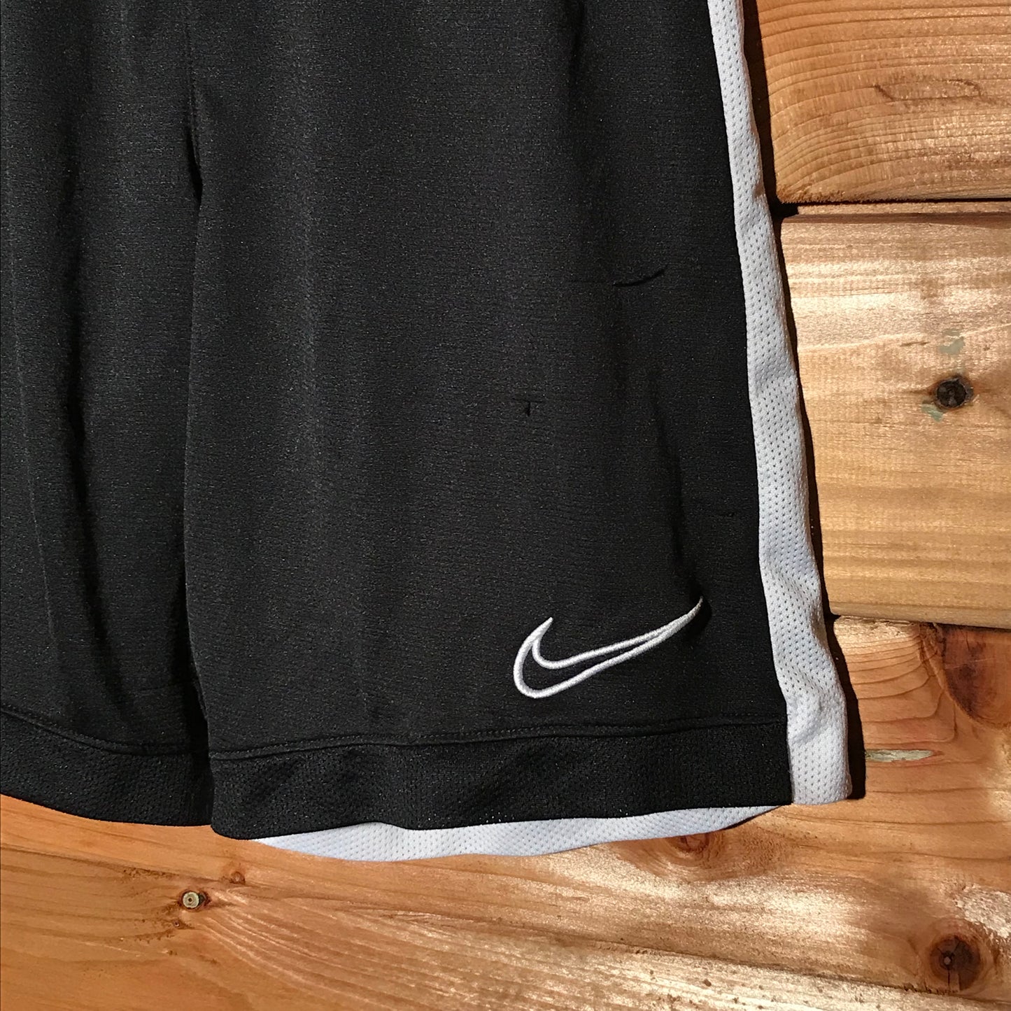 Nike Drifit Outline Swoosh shorts