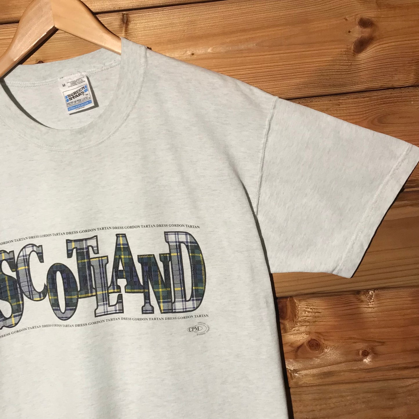 90s Scotland Gordon Dress Tartan Spellout Souvenir t shirt