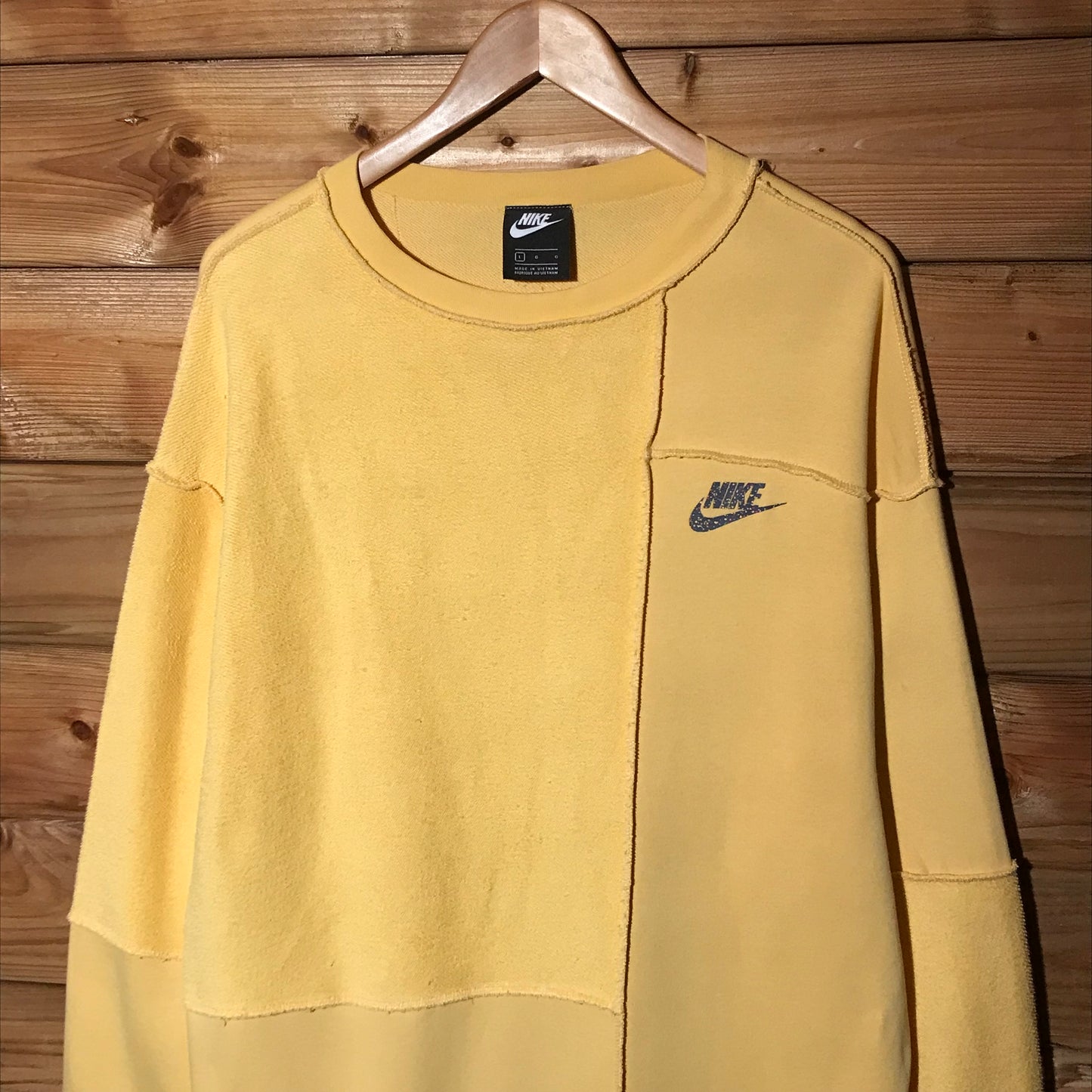 2020 Nike Essentials Exposed Stitching sweatshirt