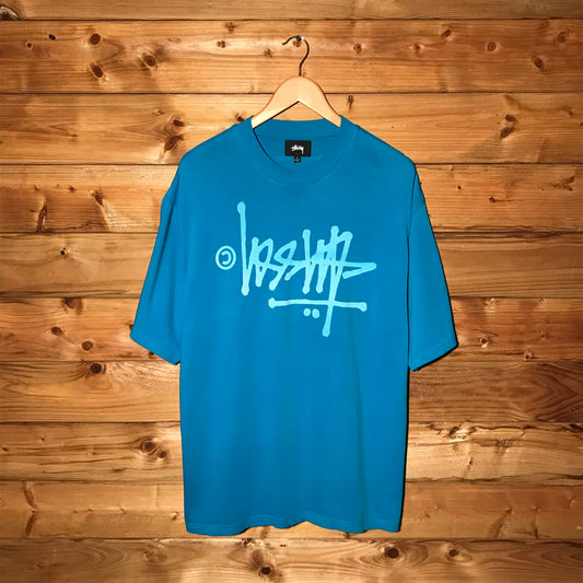 Stüssy Upside Down Script Spellout t shirt