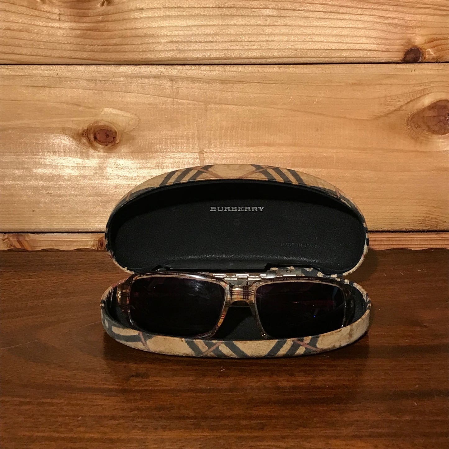 Burberry Nova Check sunglasses