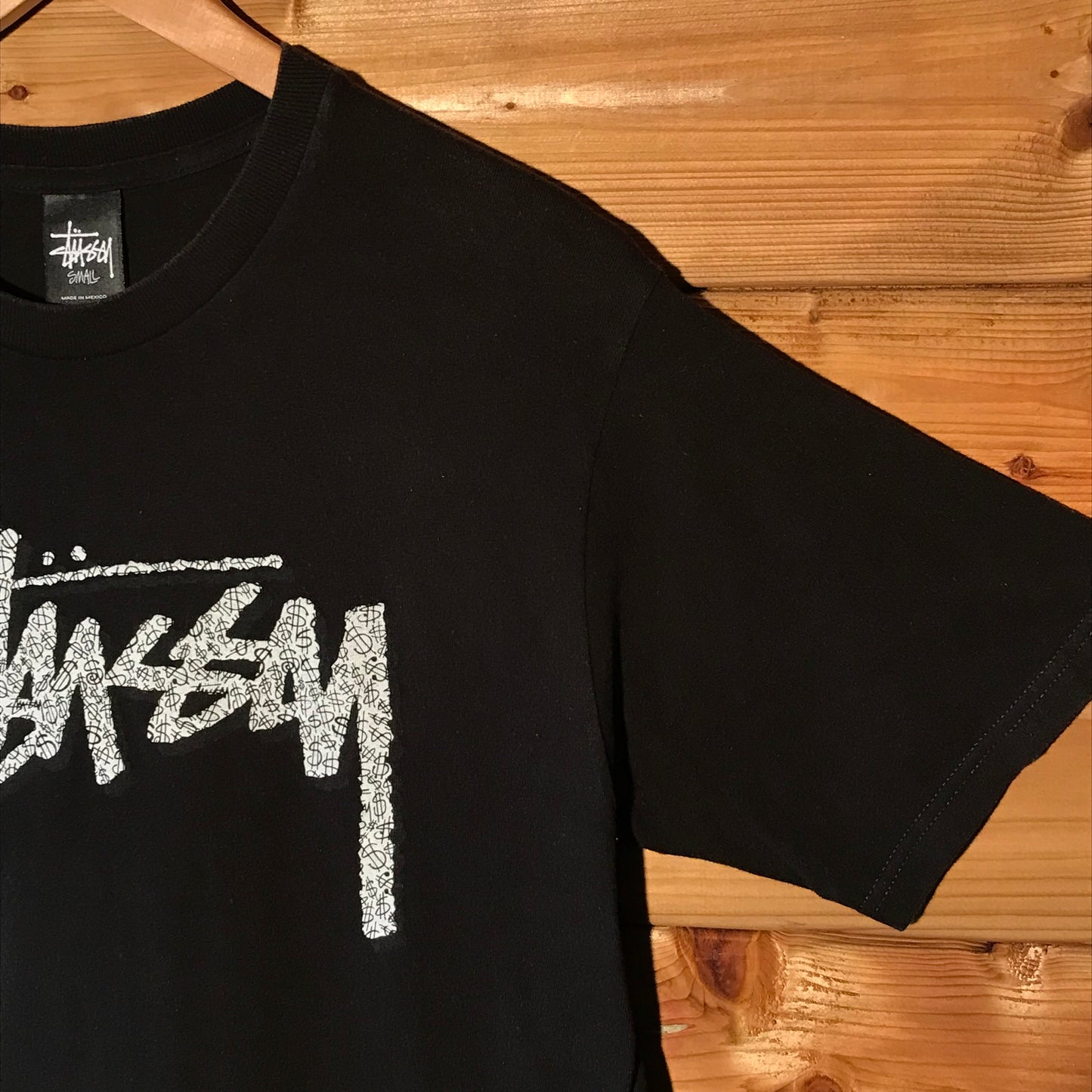 Stüssy Dollar Signs Centre Script Spellout t shirt