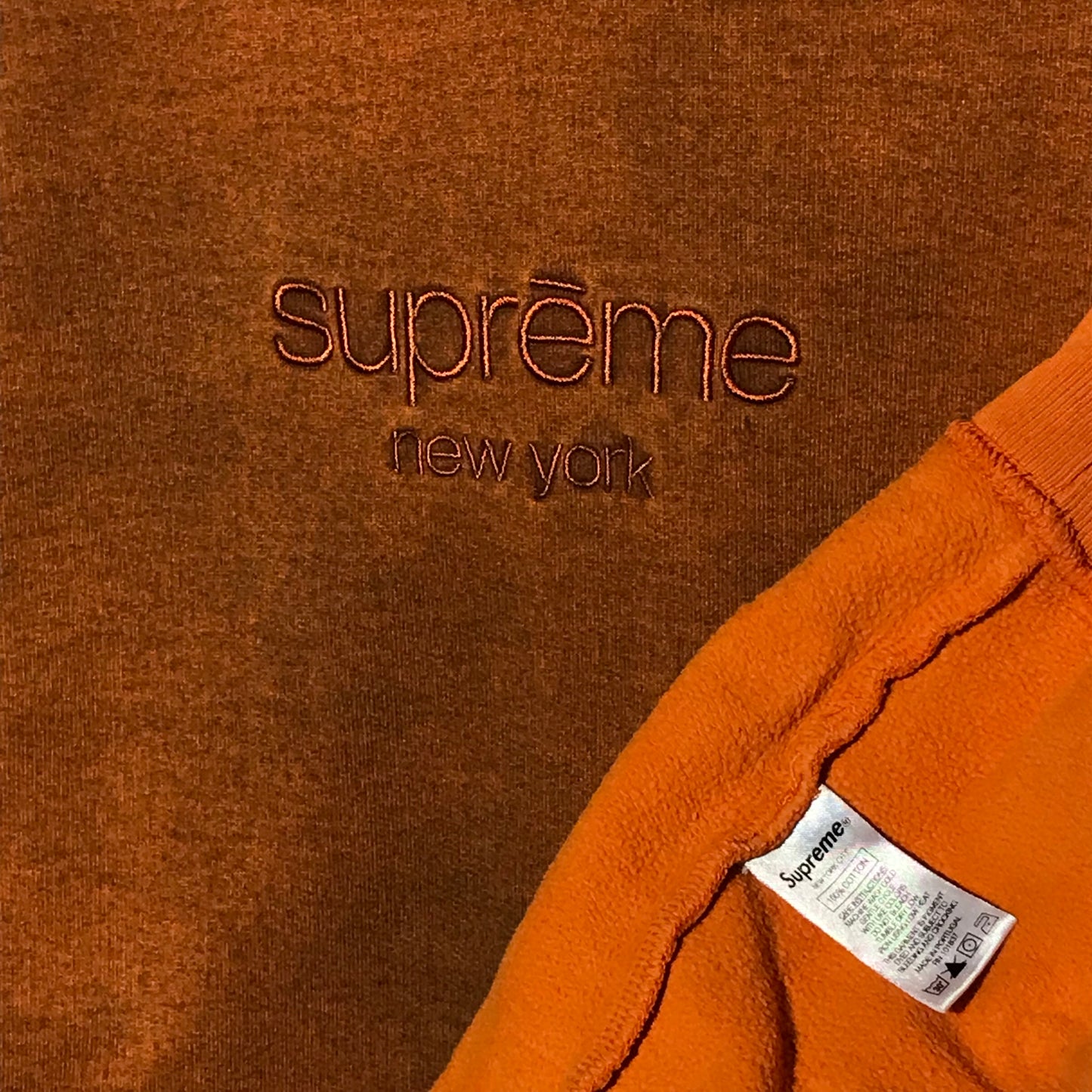 2020 Supreme Spray Effect Classic Spellout hoodie