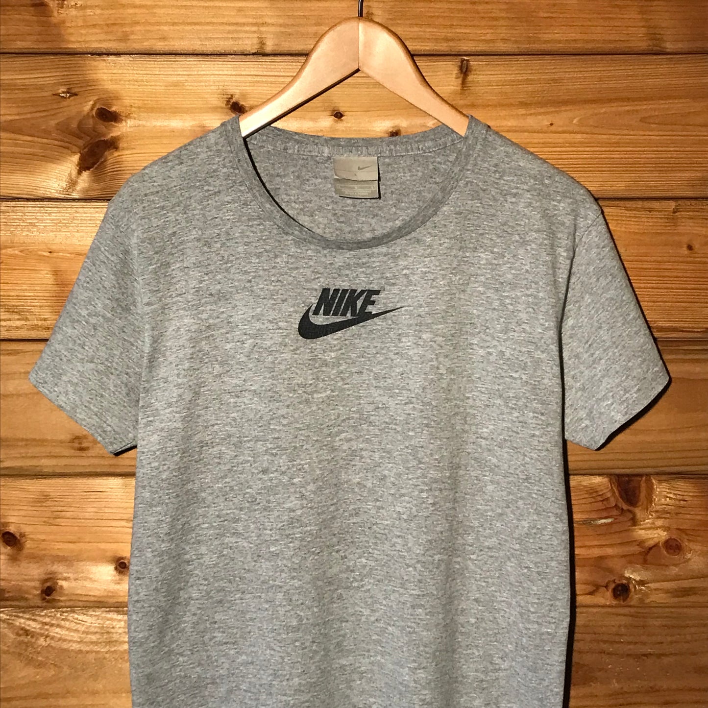 Nike Centre Swoosh Spellout t shirt