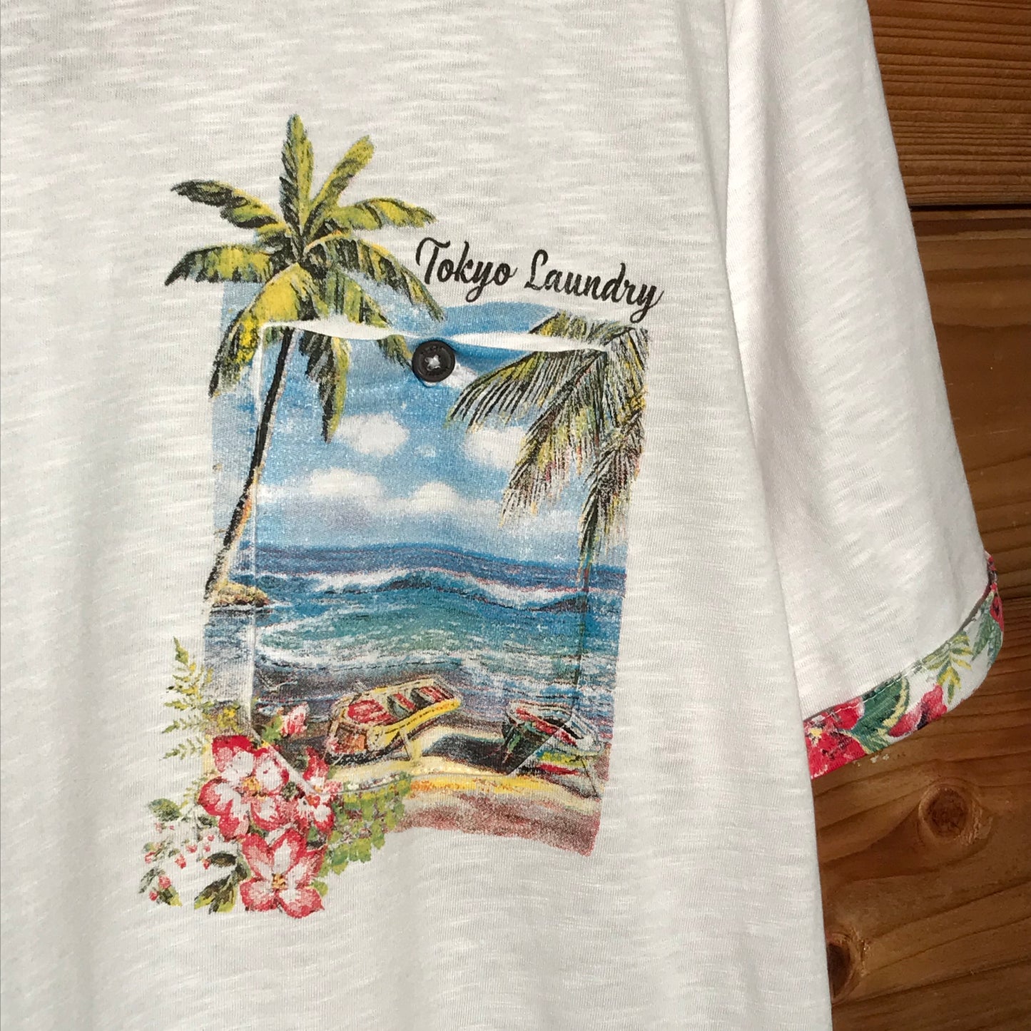 Tokyo Laundry Floral Pocket t shirt