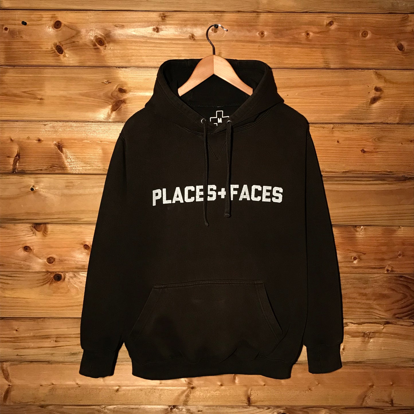 Places + Faces Centre Spellout hoodie