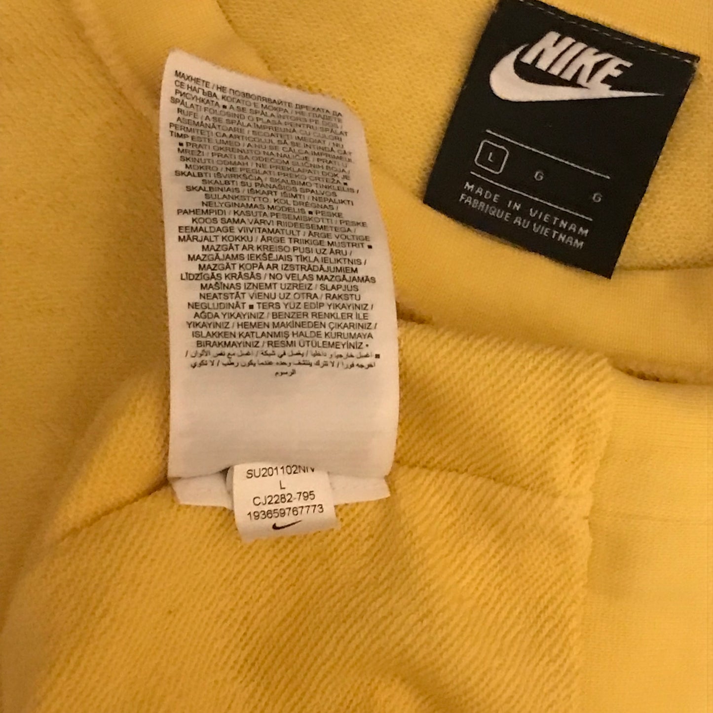 2020 Nike Essentials Exposed Stitching sweatshirt