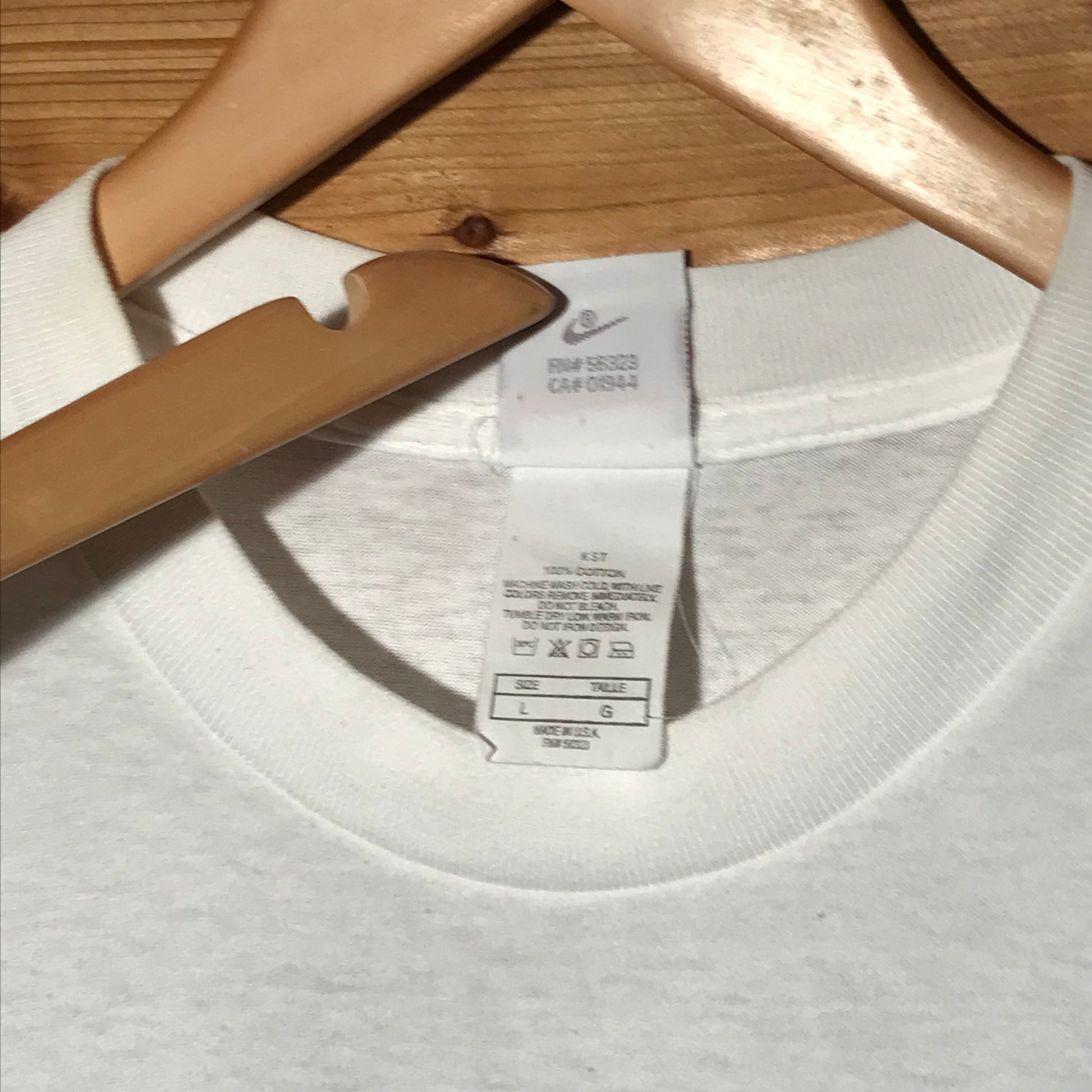 Nike just do it tag hot sale