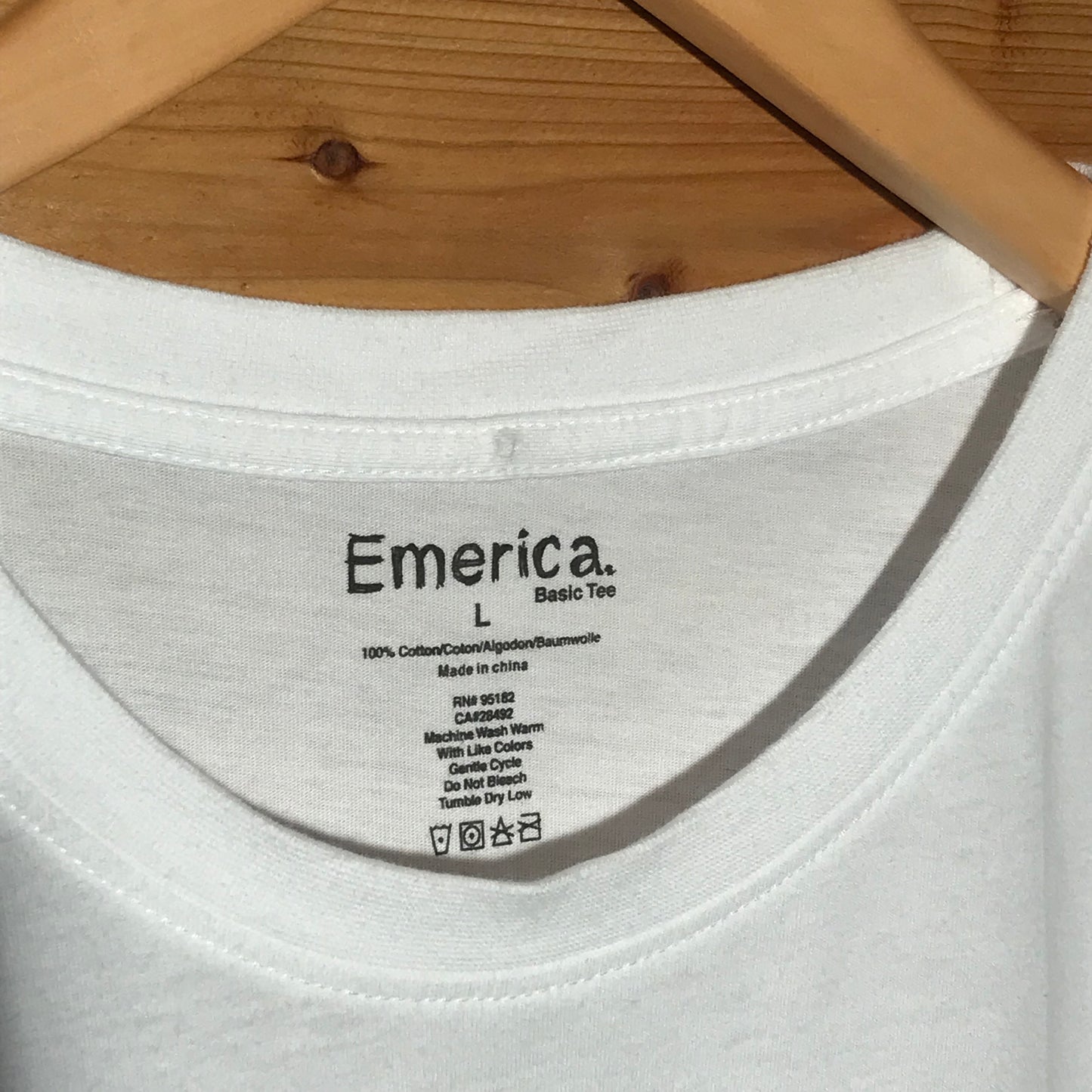 Emerica Basic Centre Logo t shirt