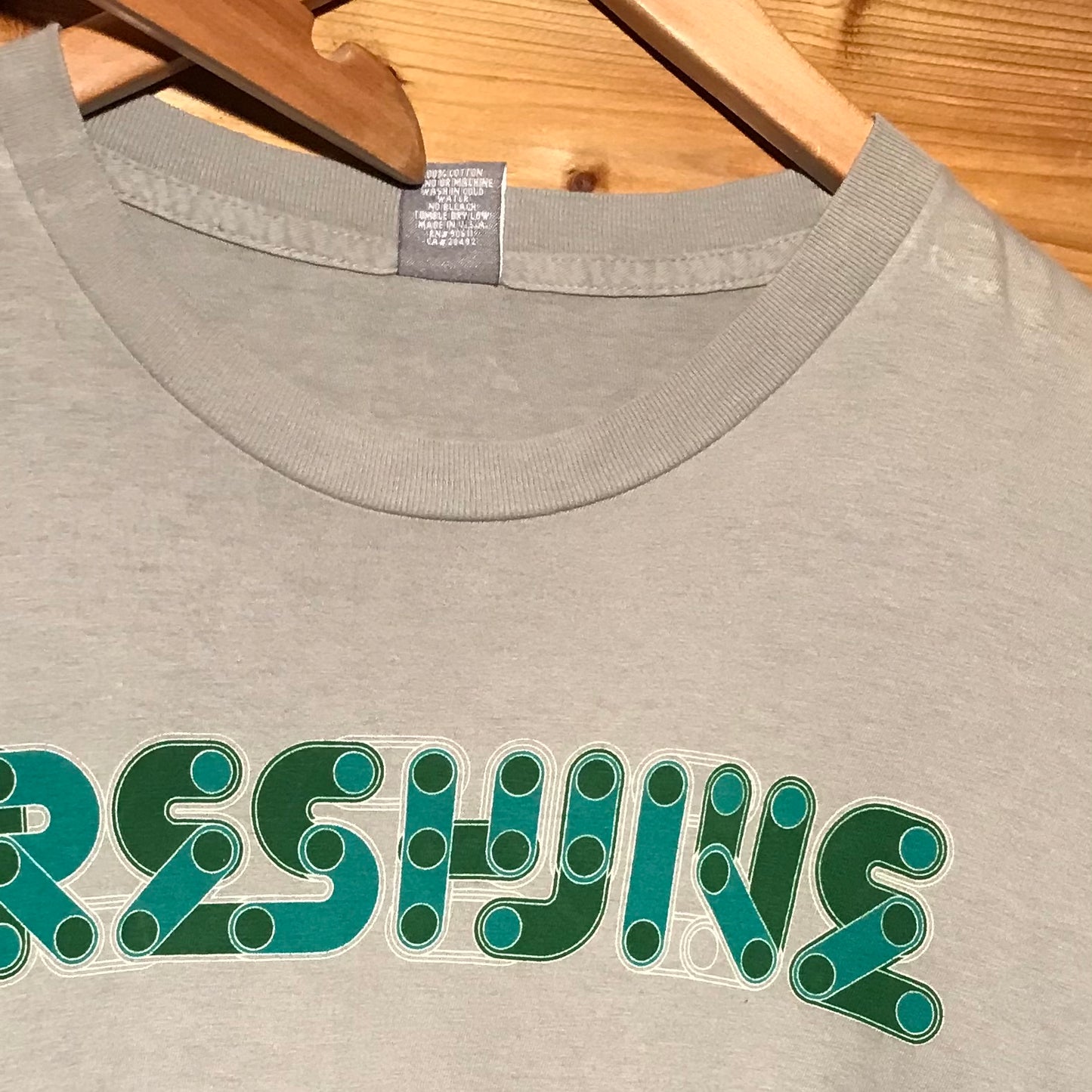 Freshjive Linked Centre Spellout t shirt