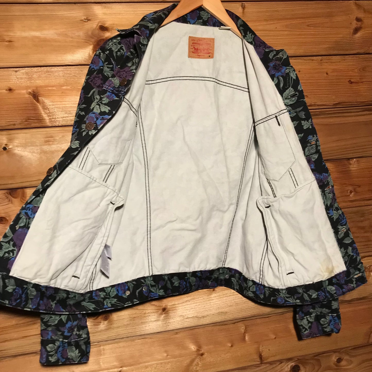 2016 Supreme x Levis Floral Roses AOP denim jacket