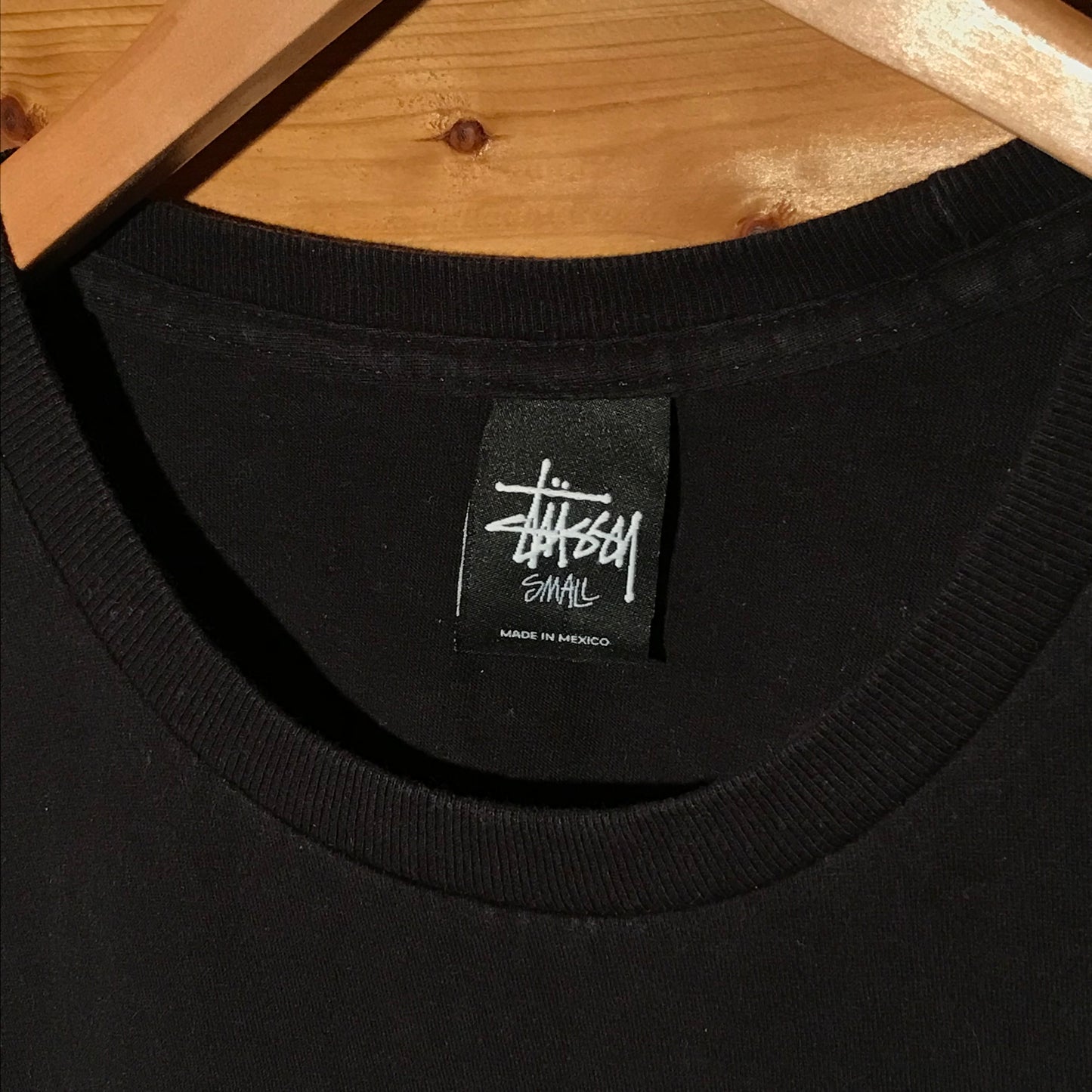 Stüssy Brush Stroke Centre Script Spellout t shirt