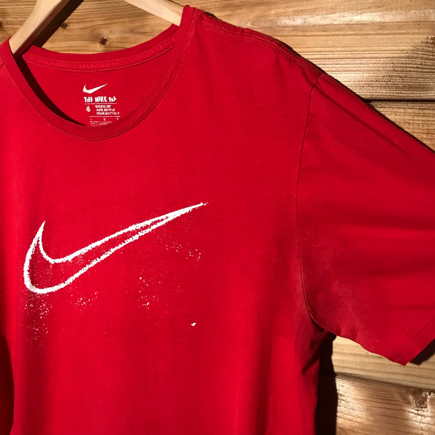 Nike Splatter Outline Swoosh t shirt