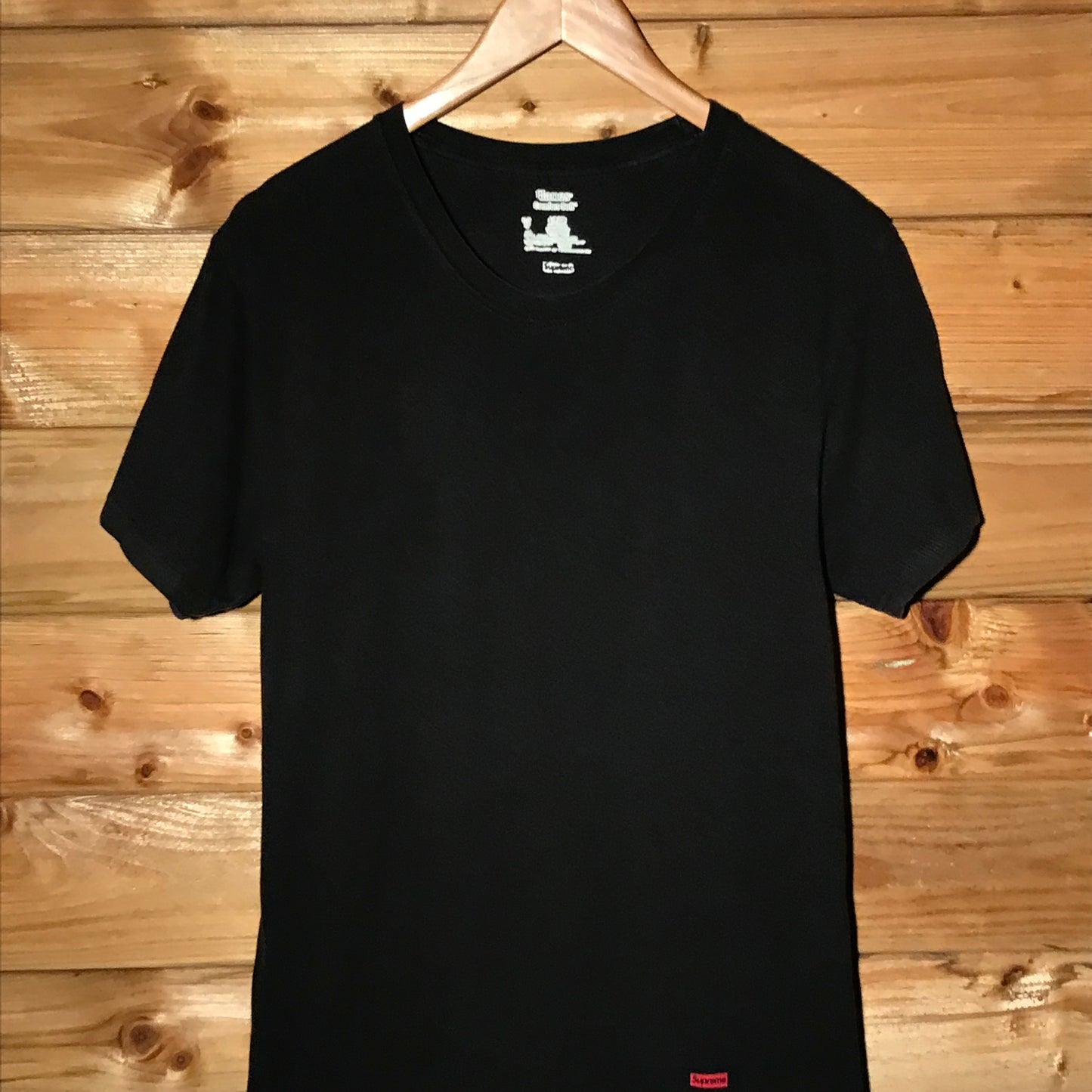 Supreme x Hanes Essentials Mini Box Logo t shirt