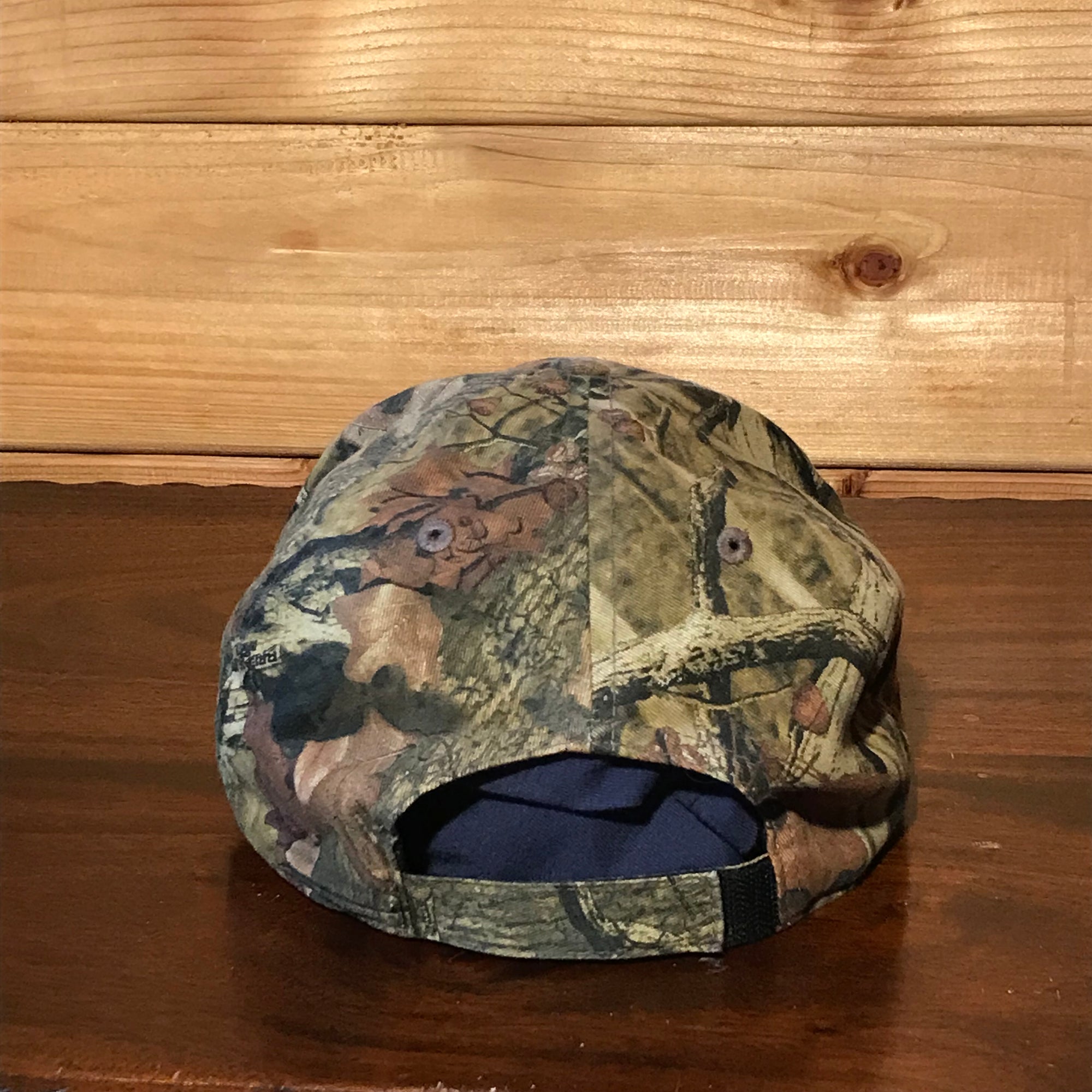 Casquette De Pêche Bass Pro Shops Femme – Camo, Ajustable, Brodée, Très Bon état