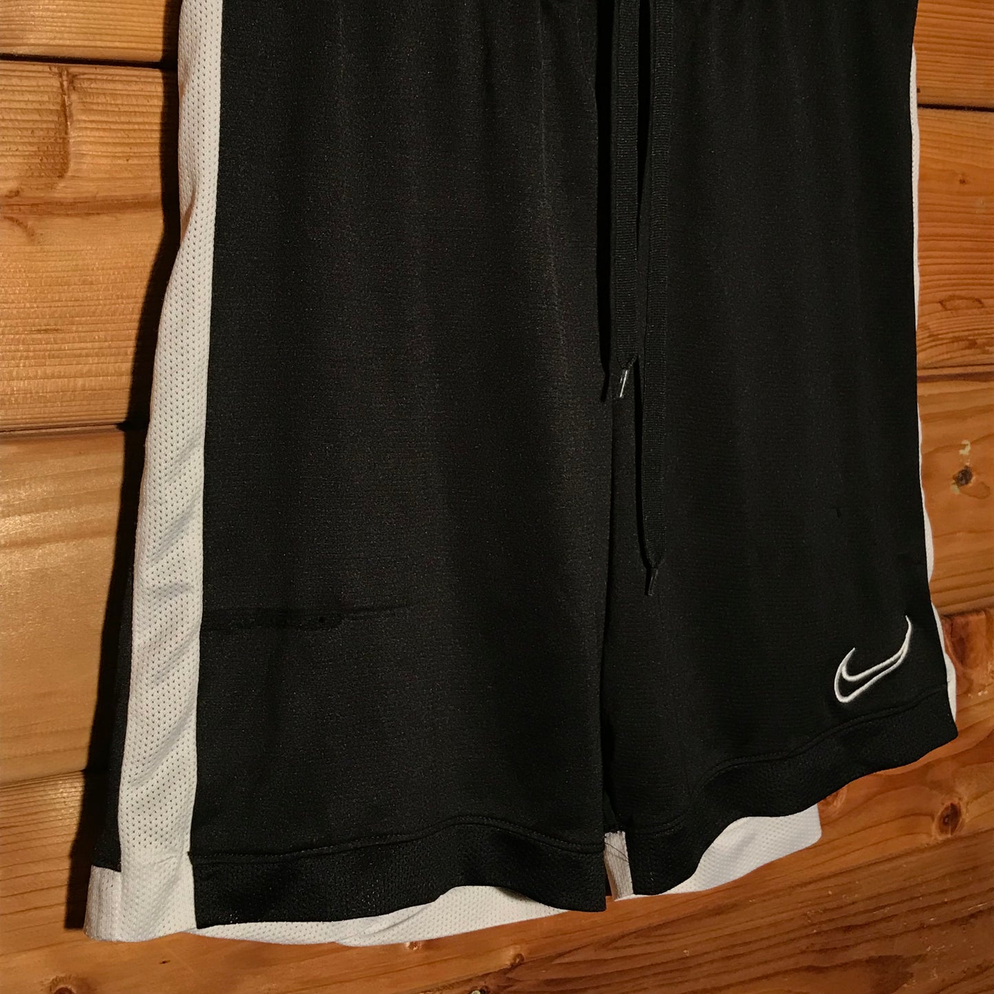 Nike Drifit Outline Swoosh shorts