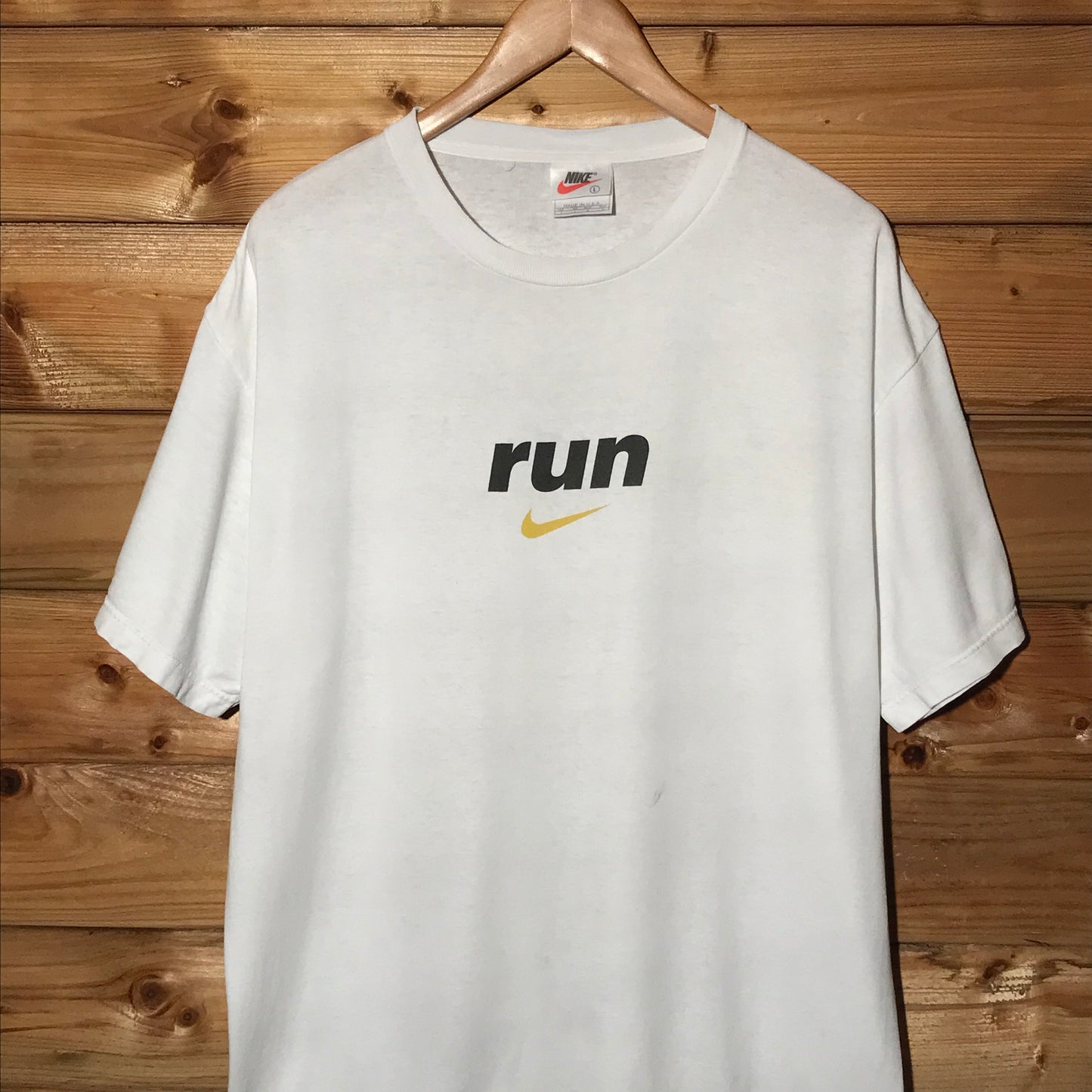 90s Nike Run Fast Centre Swoosh t shirt